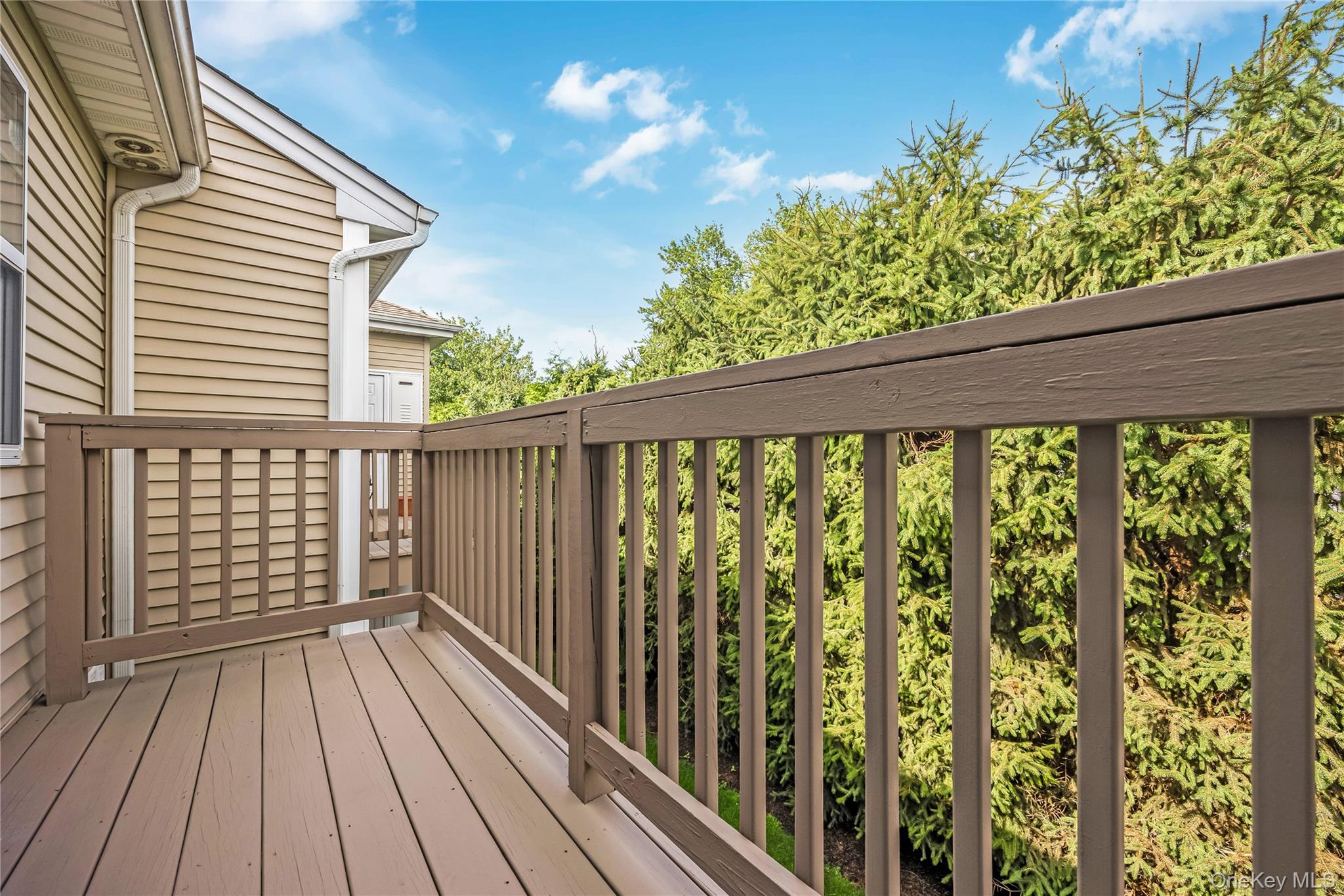 1132 Willow Lane – For Sale photo 20