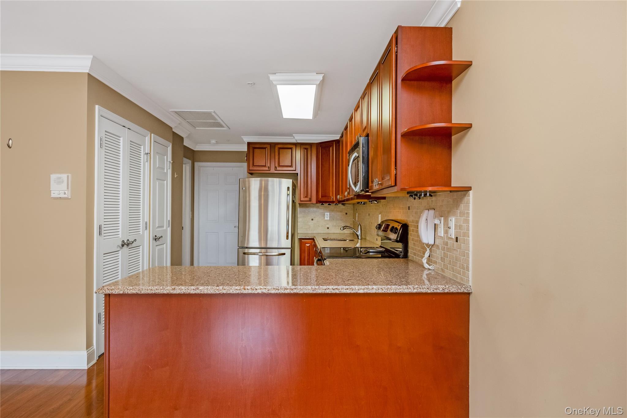 1132 Willow Lane – For Sale photo 12