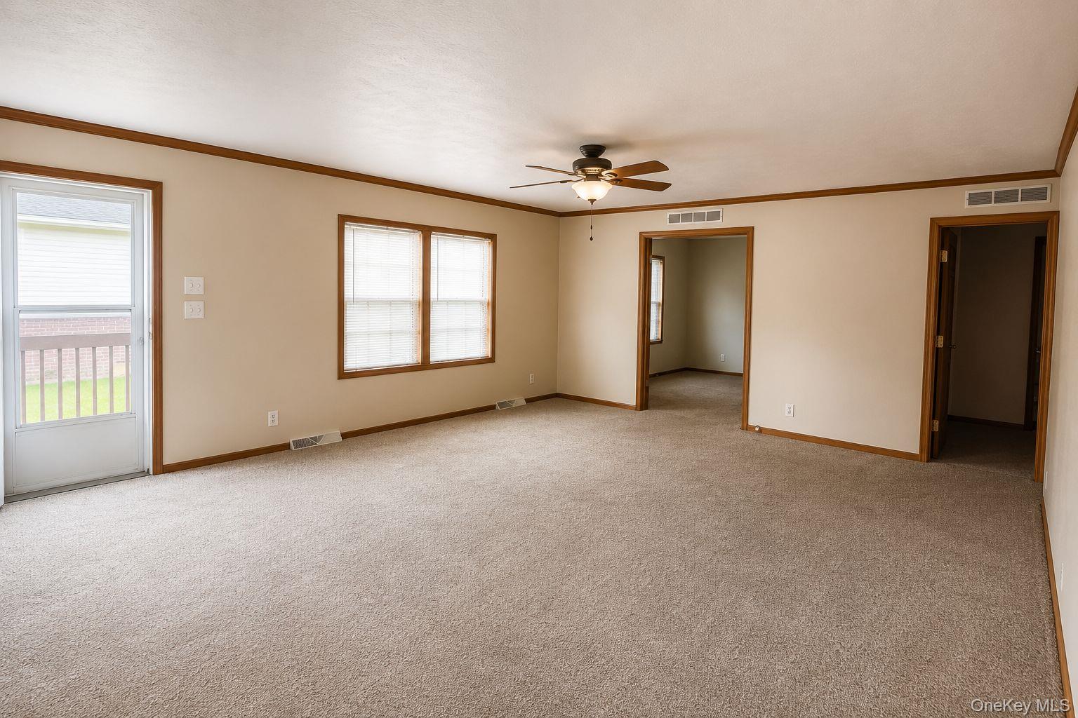 18 forsythia Drive – For Sale photo 4