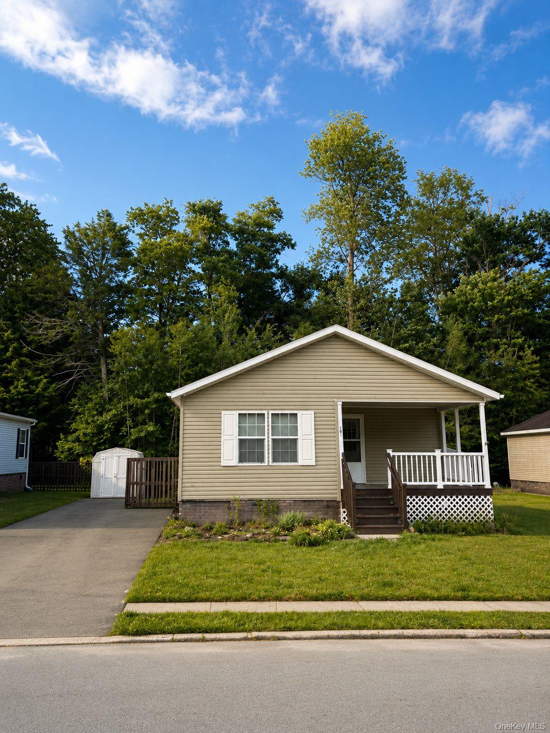 18 forsythia Drive – For Sale