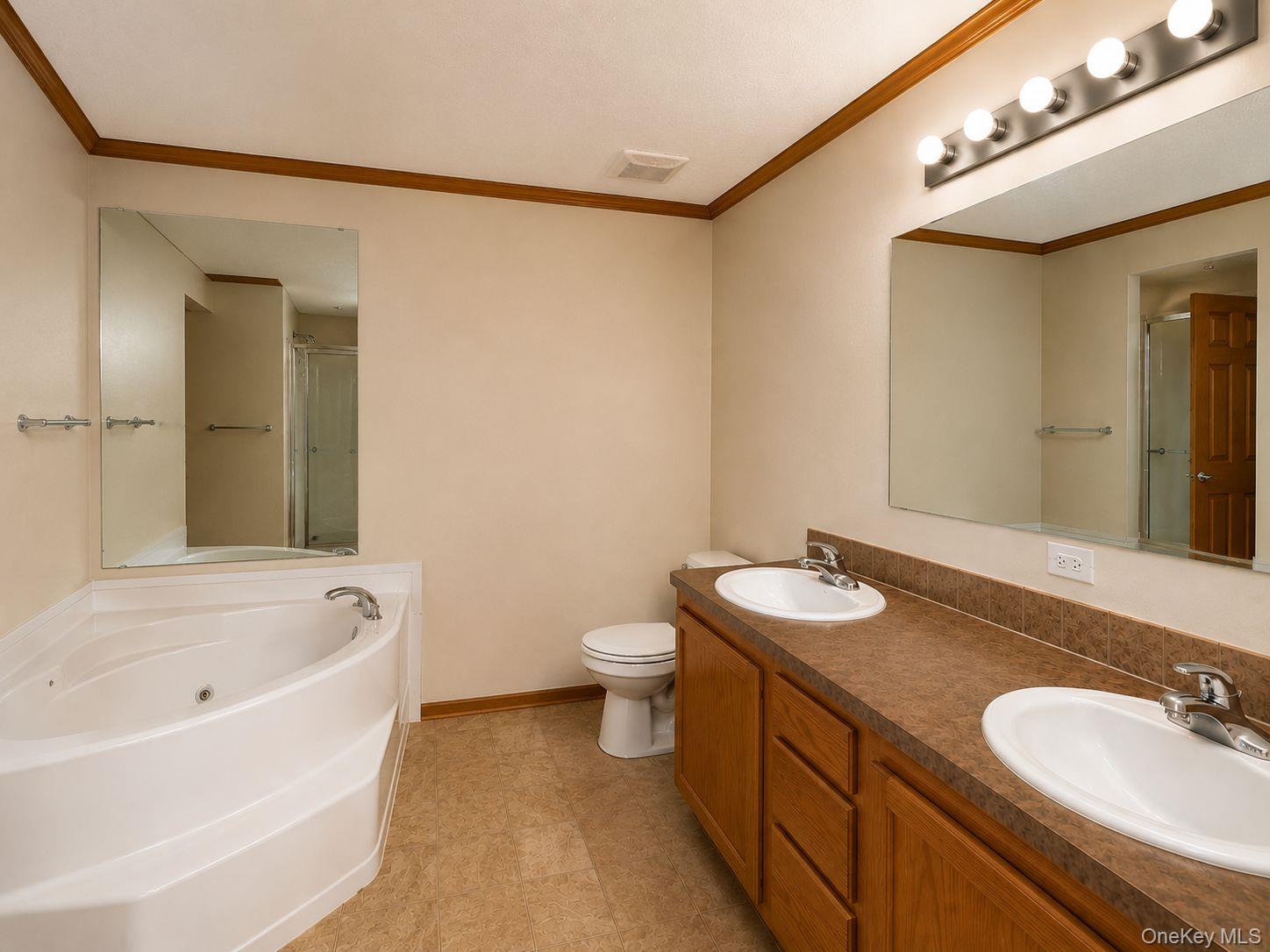 18 forsythia Drive – For Sale photo 11