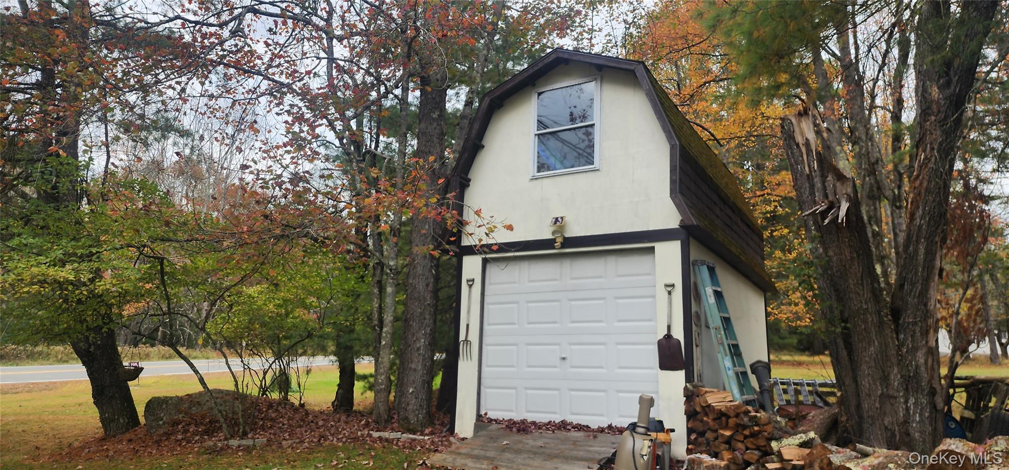 565 Cold Spring Road – For Sale photo 11