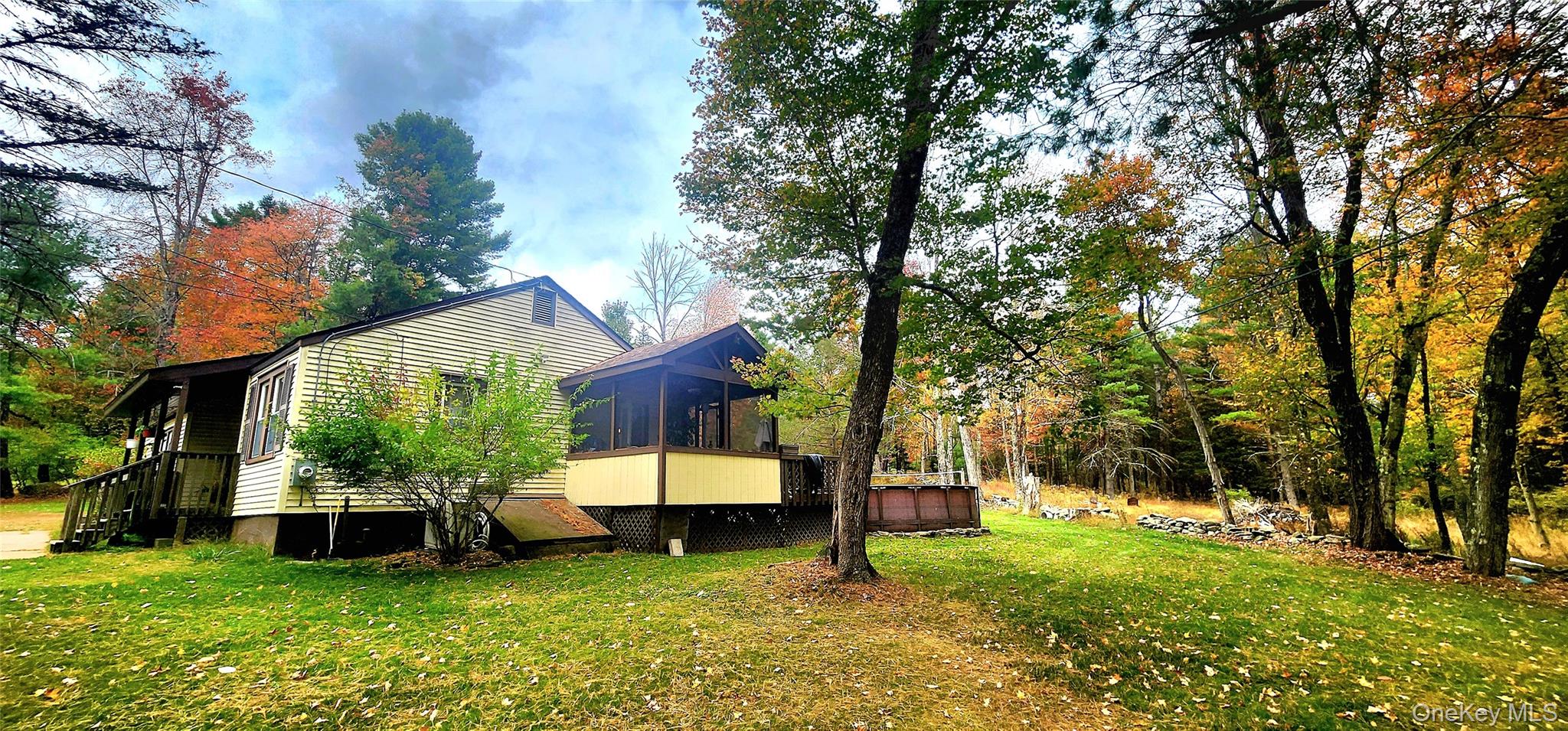 565 Cold Spring Road – For Sale photo 9