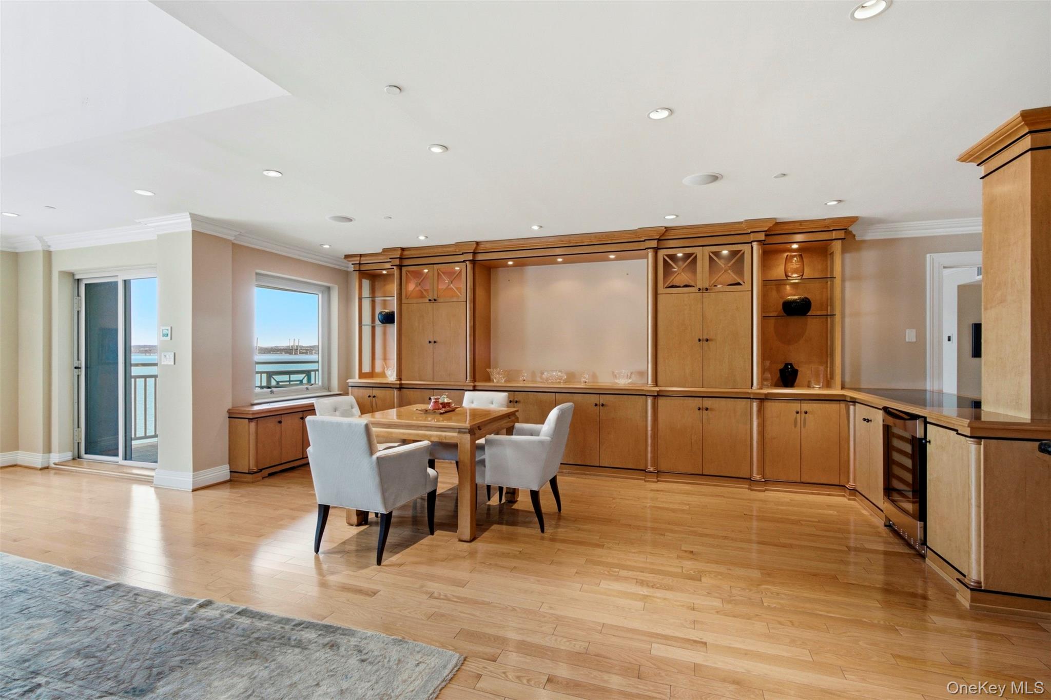 401 Harbor Cove – For Sale photo 11