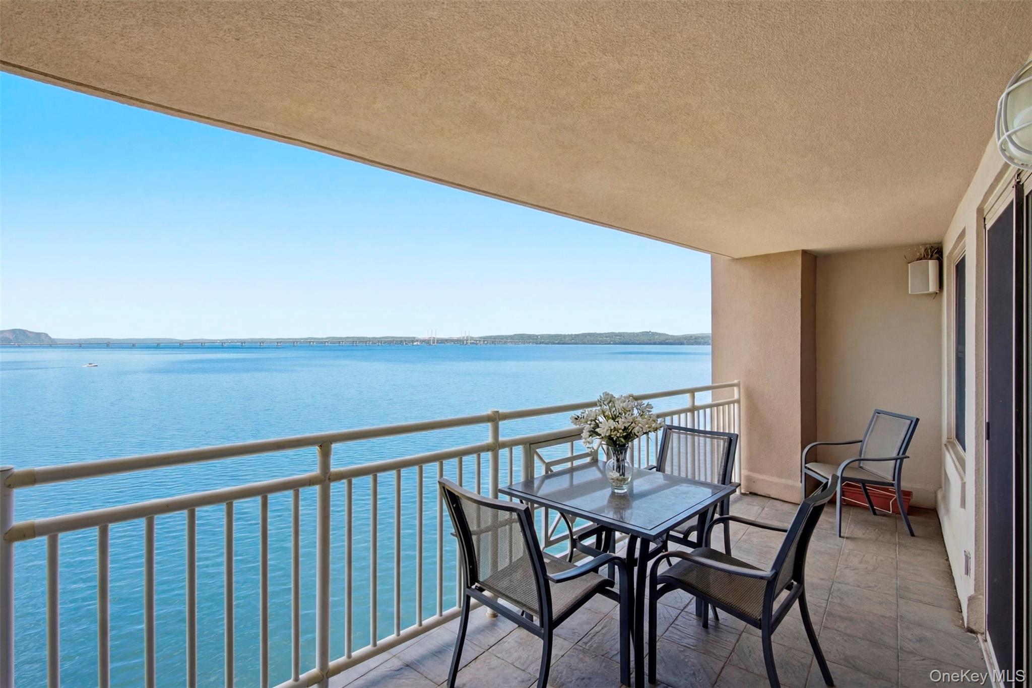 401 Harbor Cove – For Sale photo 8