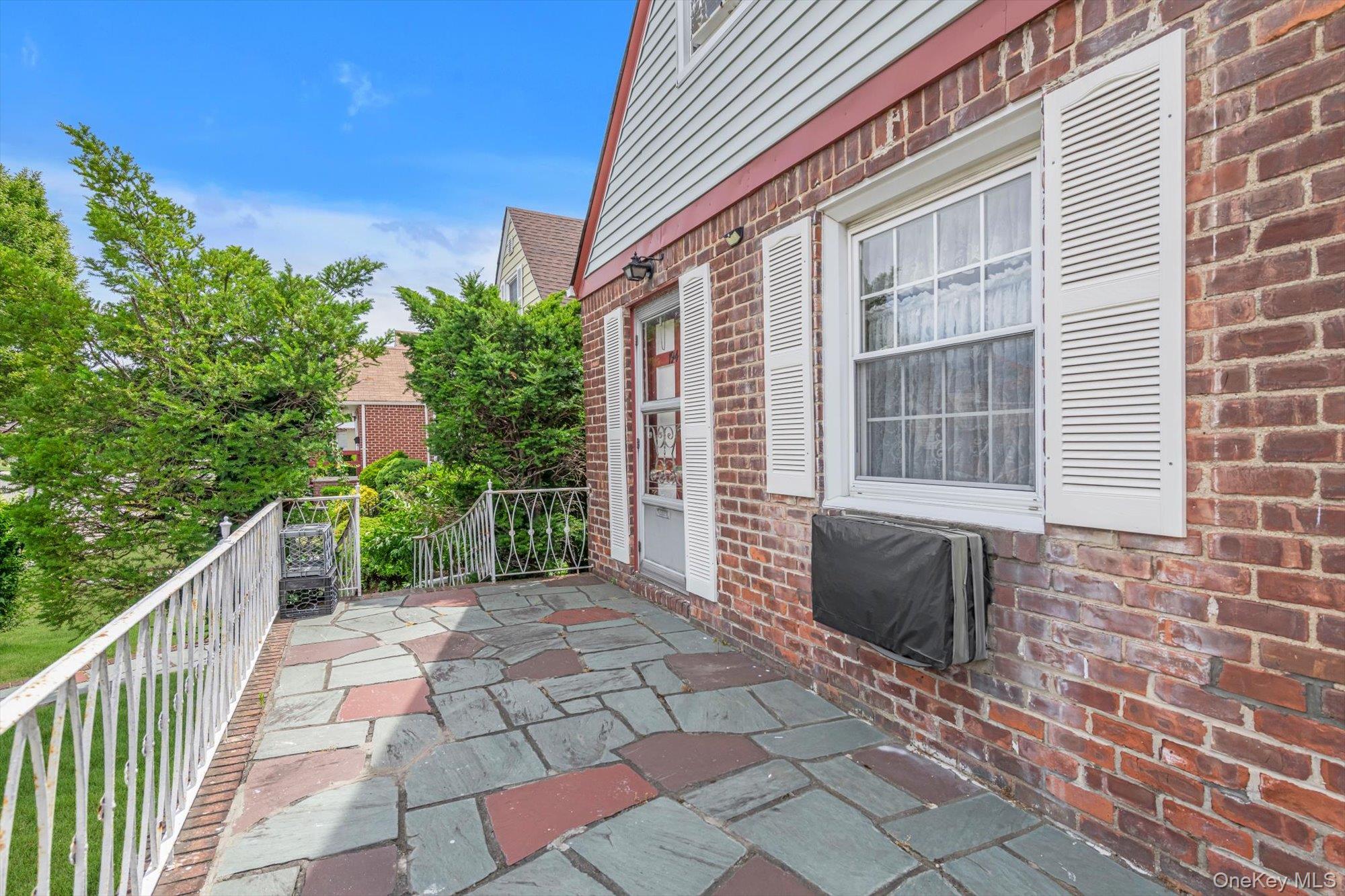 194-04 56th Avenue – For Sale photo 20