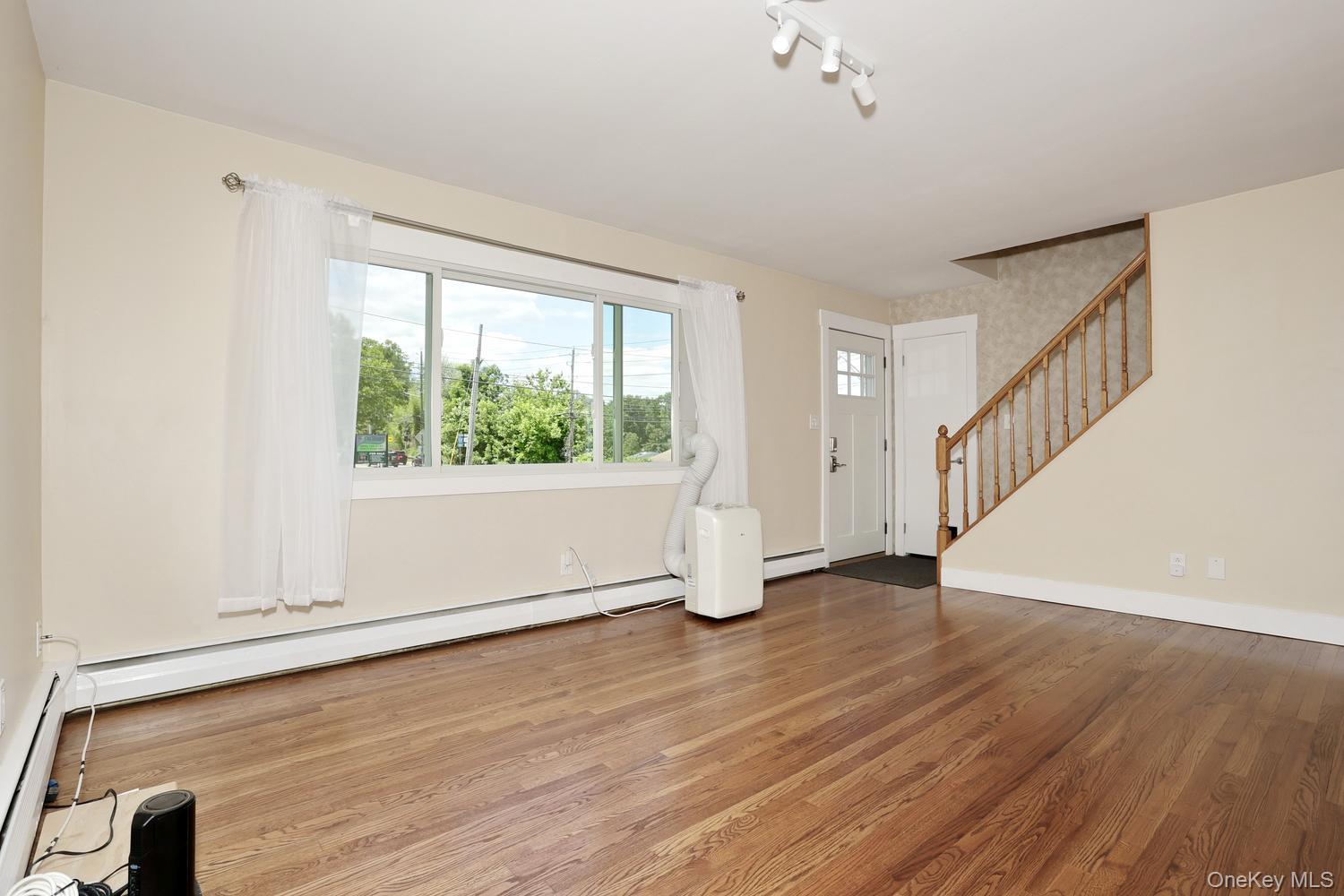 1 Havervale Lane – For Sale photo 9