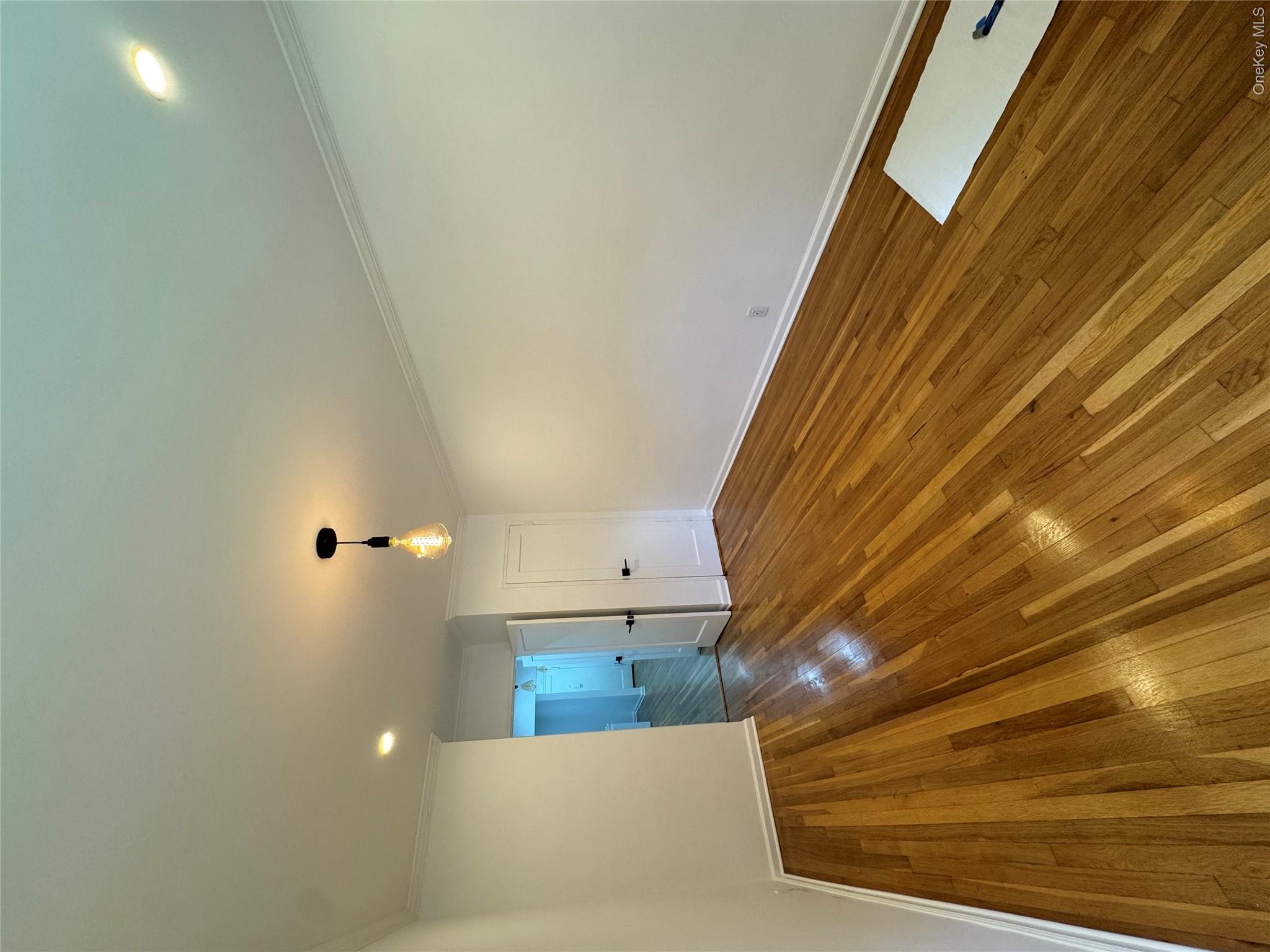 137 Smith St, Unit A4 photo 3