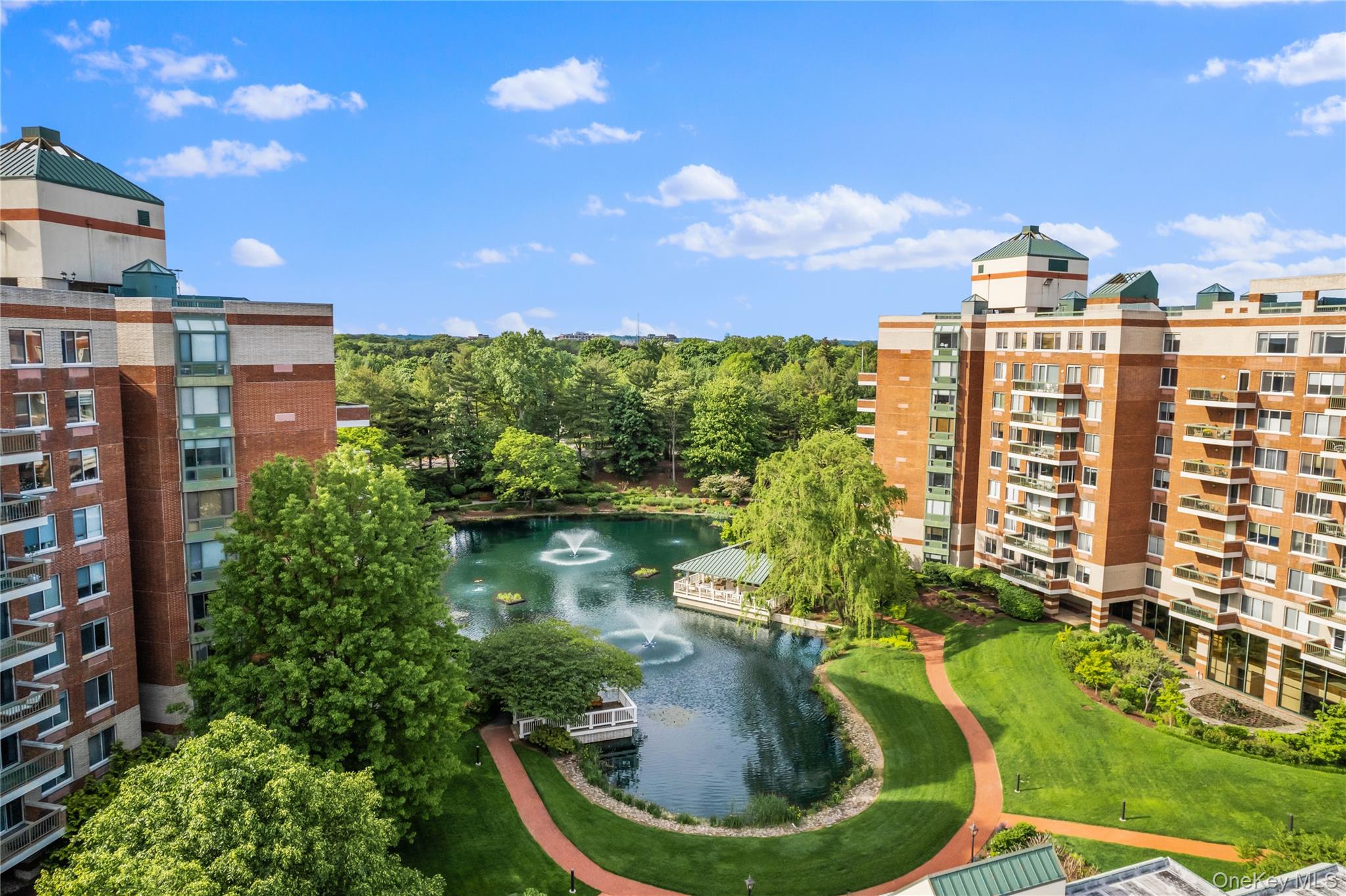 111 Cherry Vallley Avenue, Unit 408W