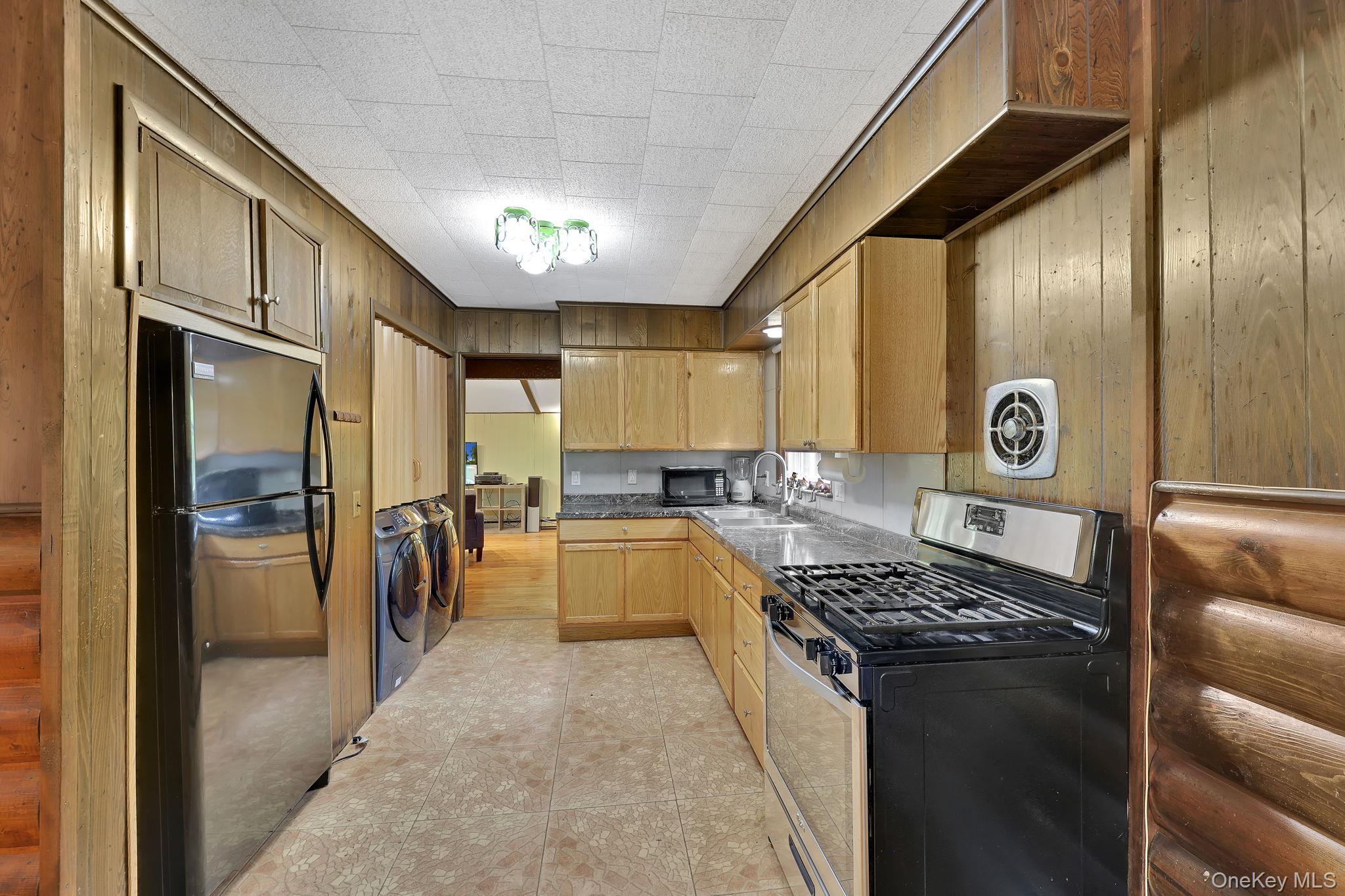 22 Ballard Street – For Sale photo 15