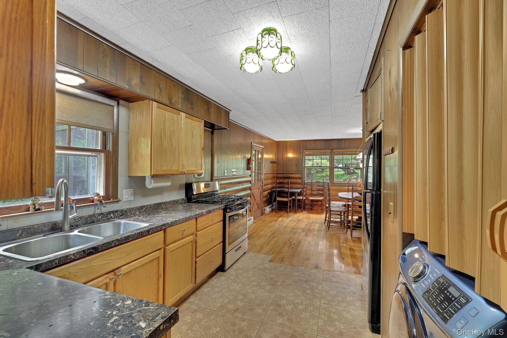 22 Ballard Street – For Sale photo 17