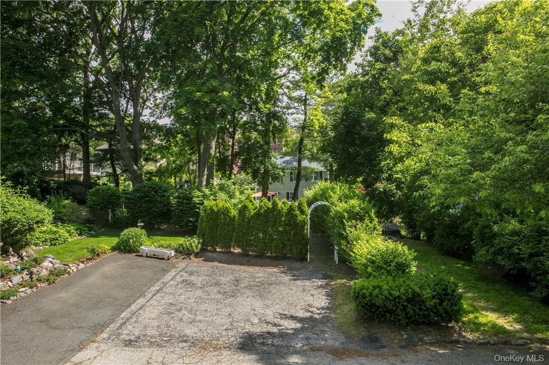 8 Elkan Road – For Rent photo 16