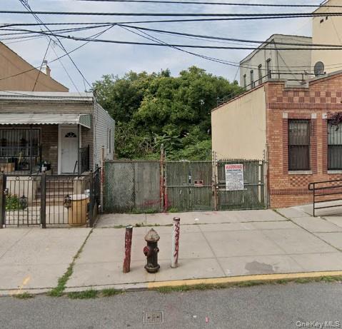 764 Shepherd Avenue – For Sale
