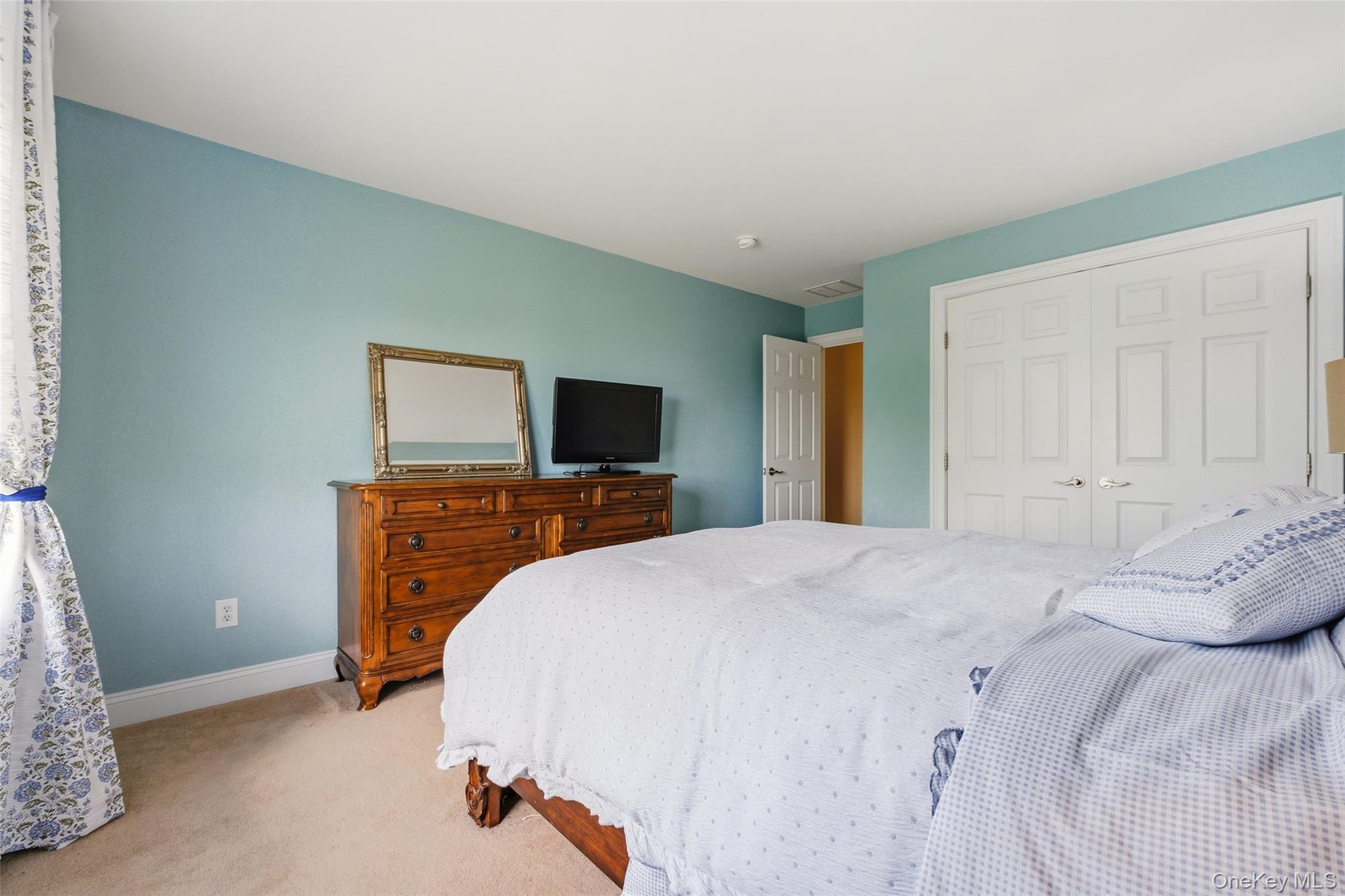 11 Hopeview Court – For Sale photo 3