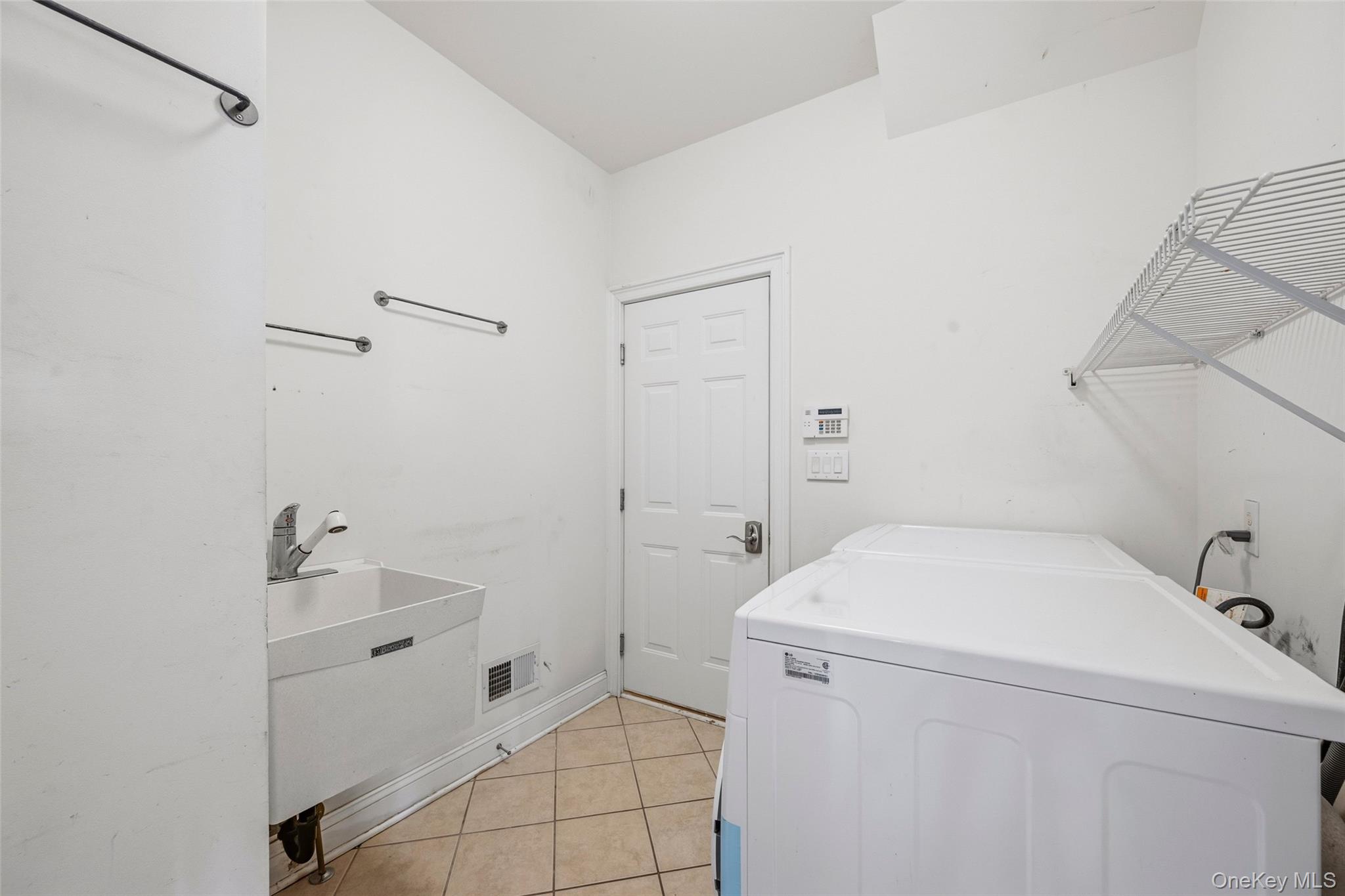 11 Hopeview Court – For Sale photo 28