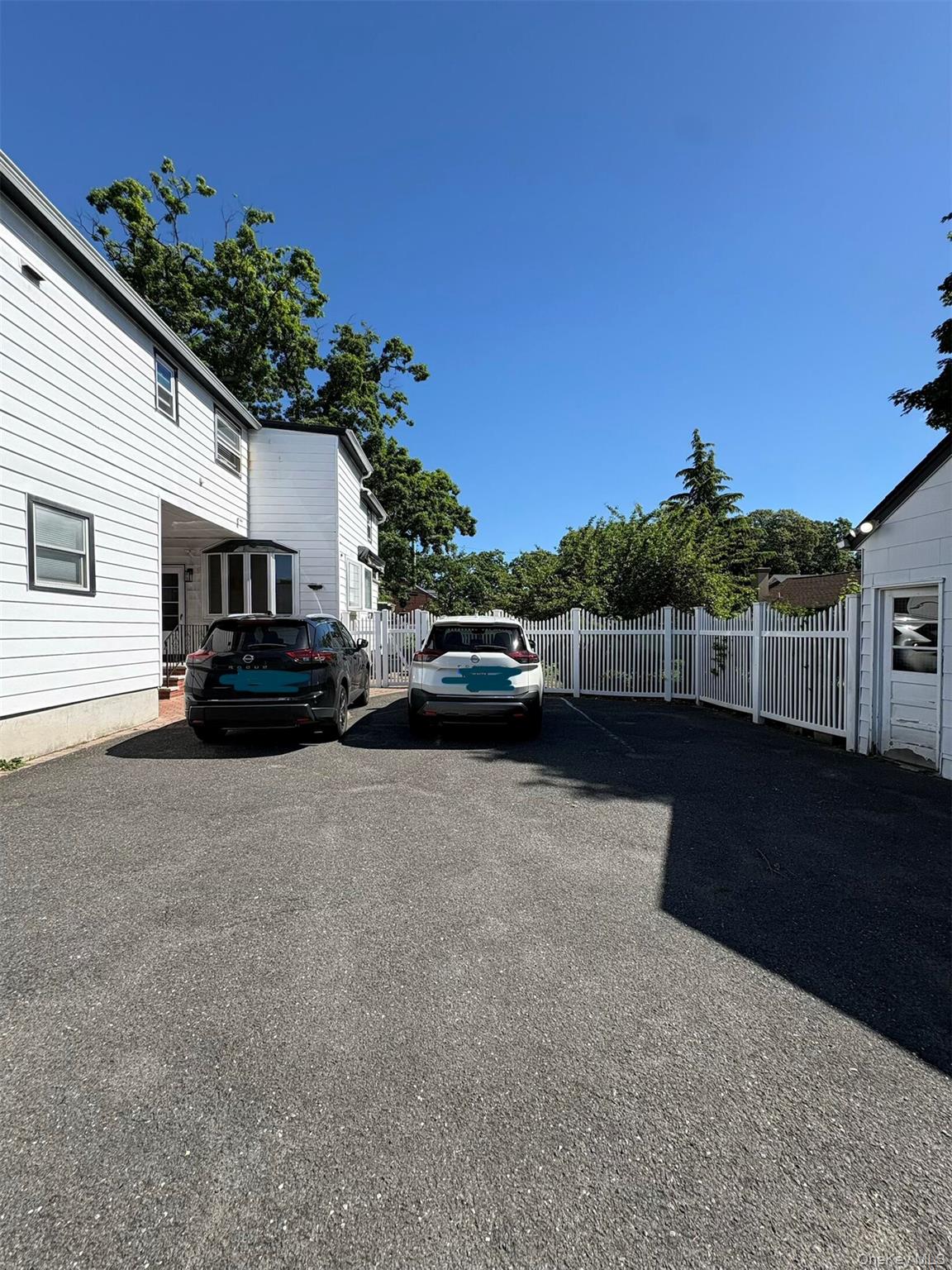 390 Atlantic Avenue – For Sale photo 3