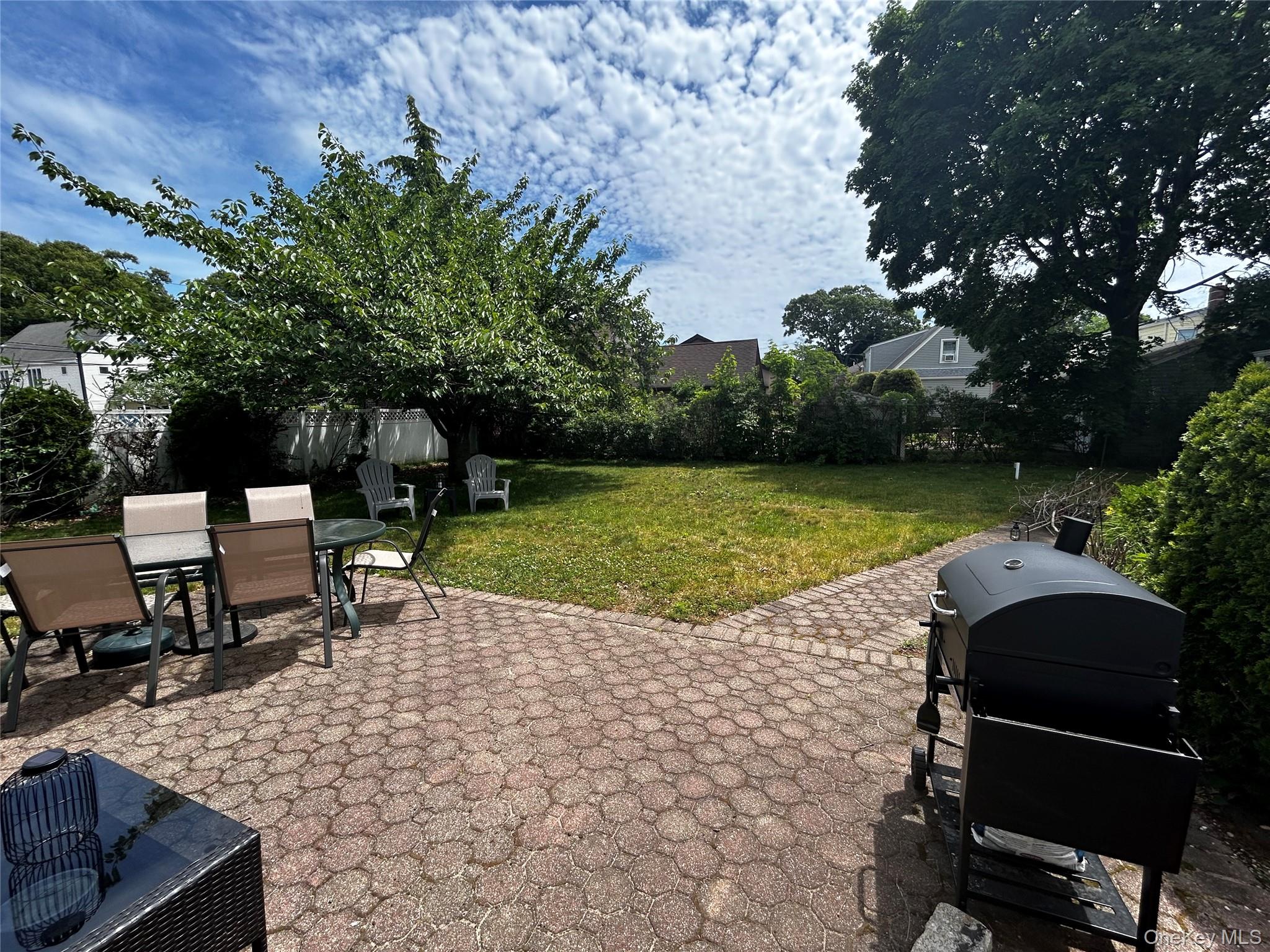 390 Atlantic Avenue – For Sale photo 4