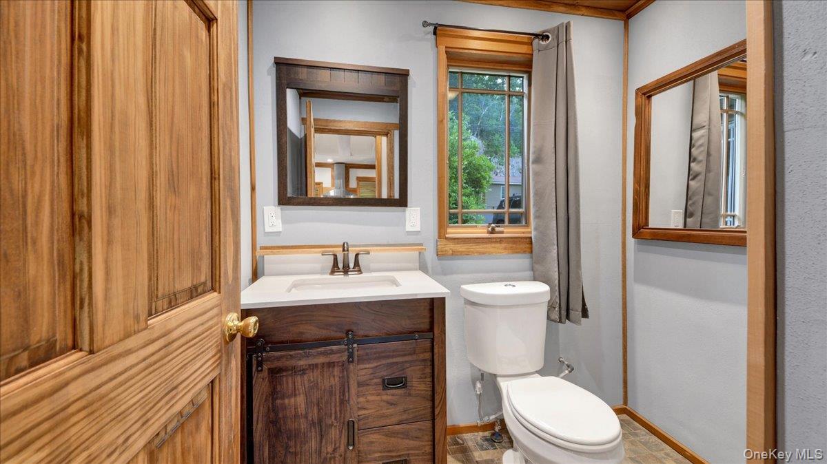 6 Deer Trail N – For Sale photo 6