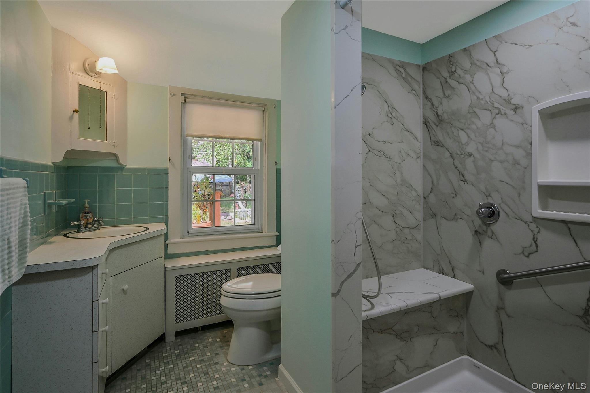147 N Country Road – For Sale photo 9