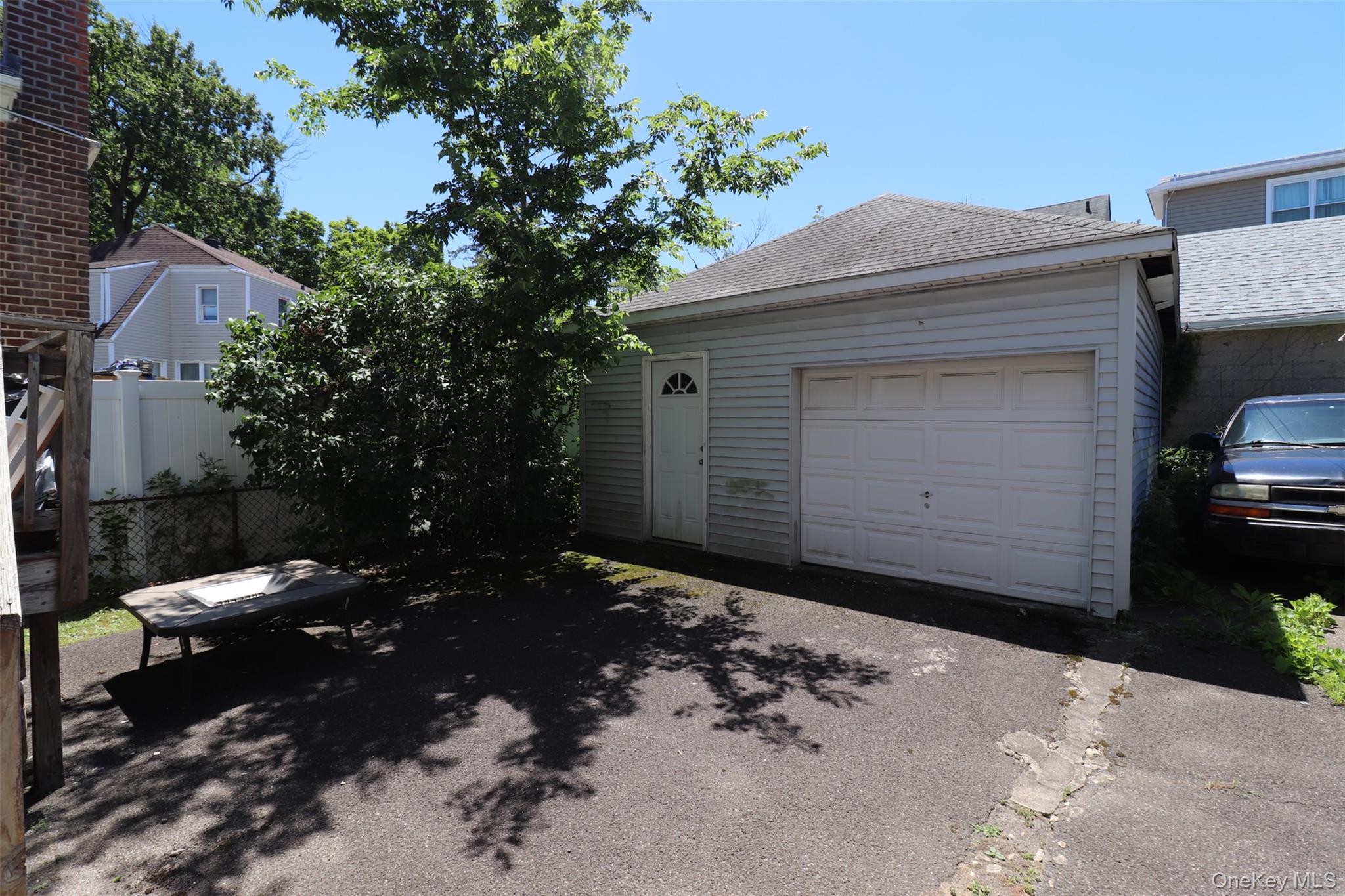 3232 Country Club Road – For Sale photo 6