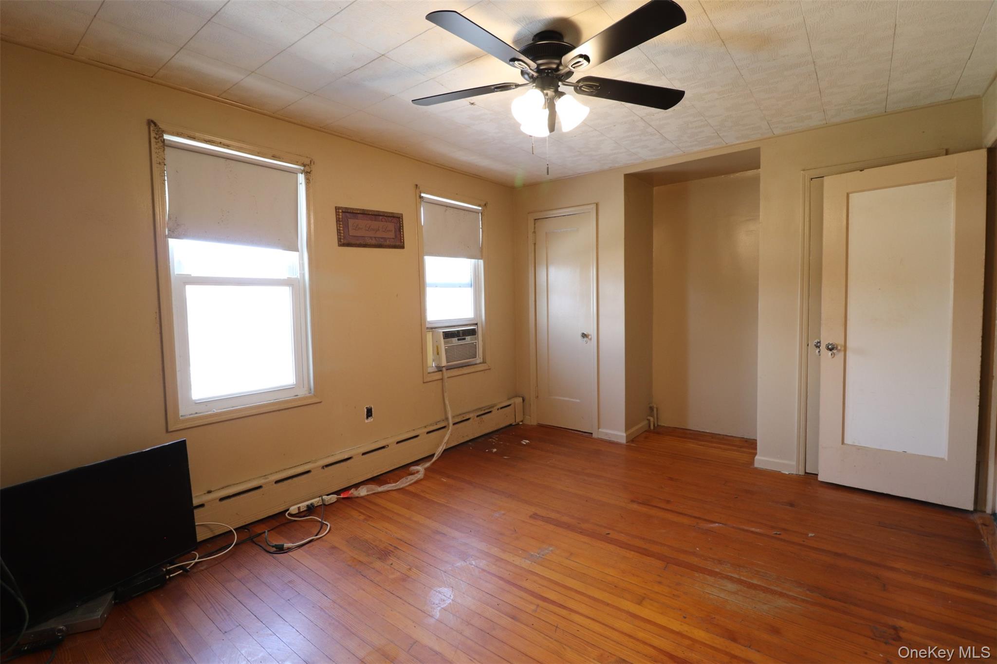 3232 Country Club Road – For Sale photo 14
