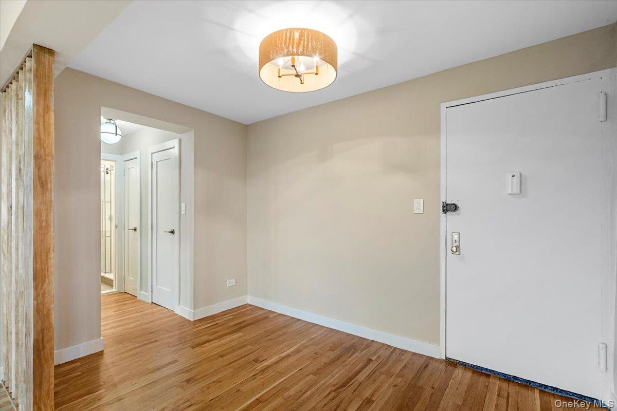 84-29 155 Avenue, Unit 5J photo 13
