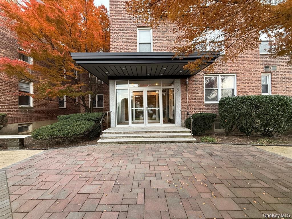 530 Dubois Avenue, Unit 7C