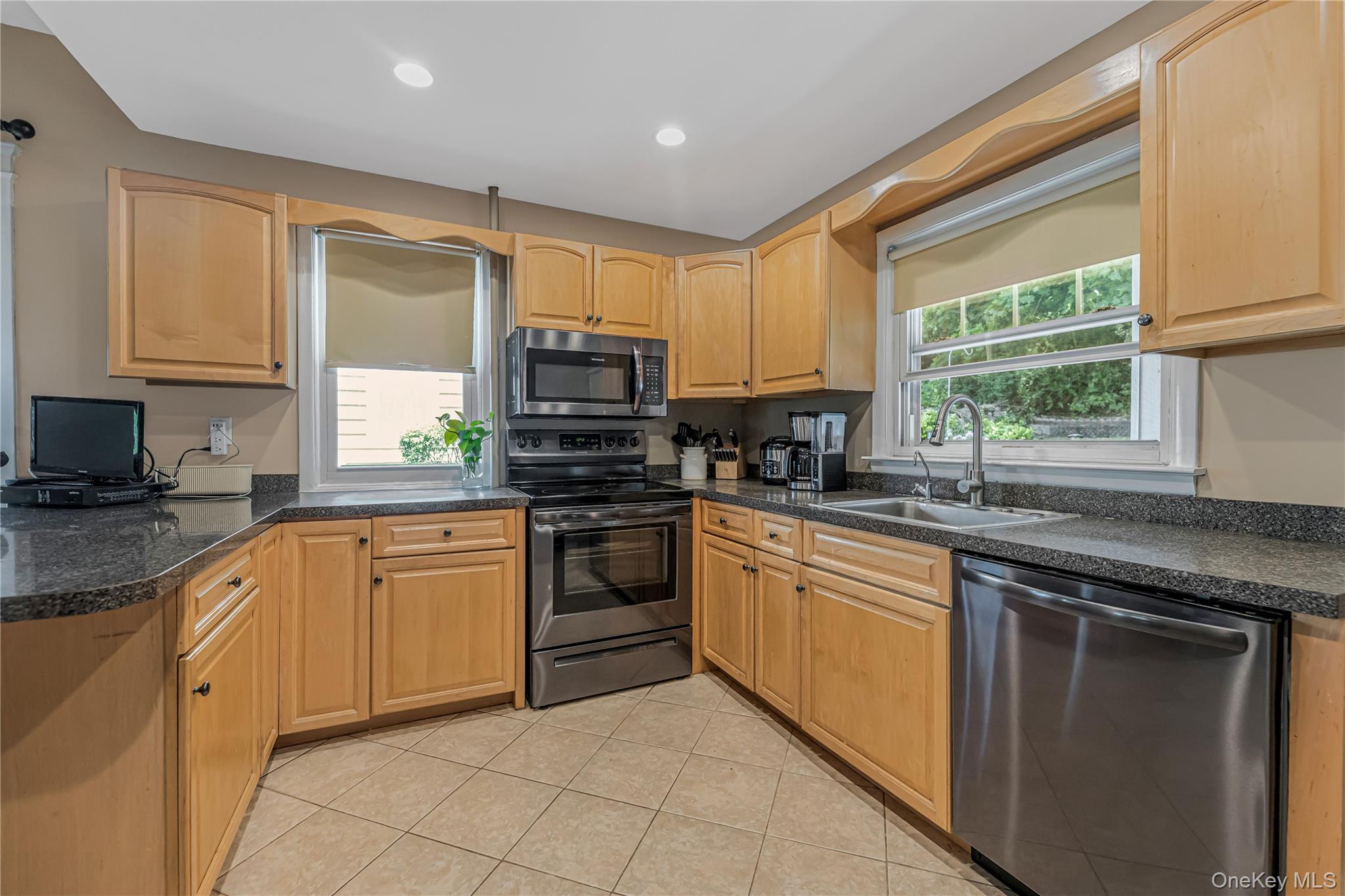 206 Midland Avenue – For Sale photo 9