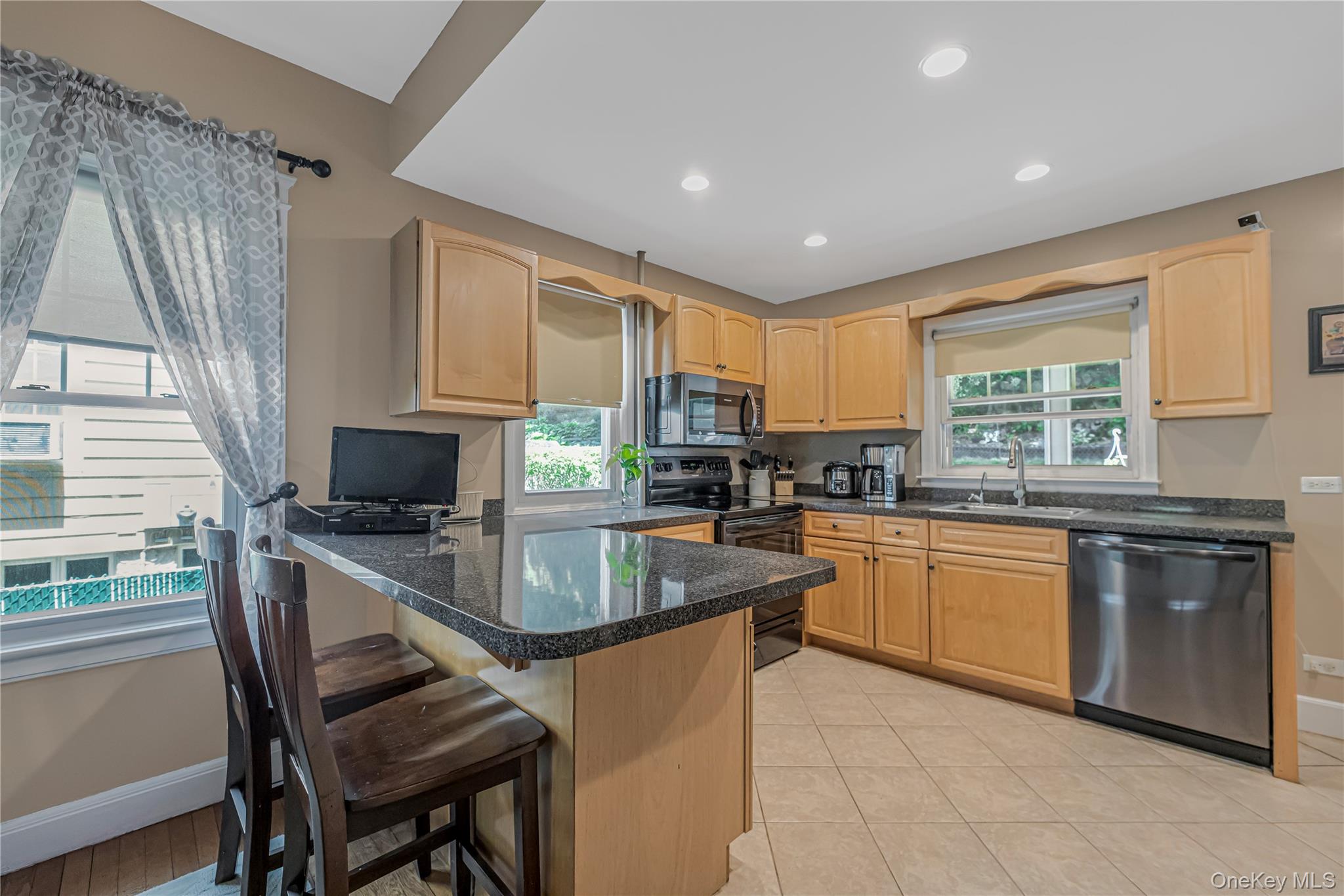 206 Midland Avenue – For Sale photo 8