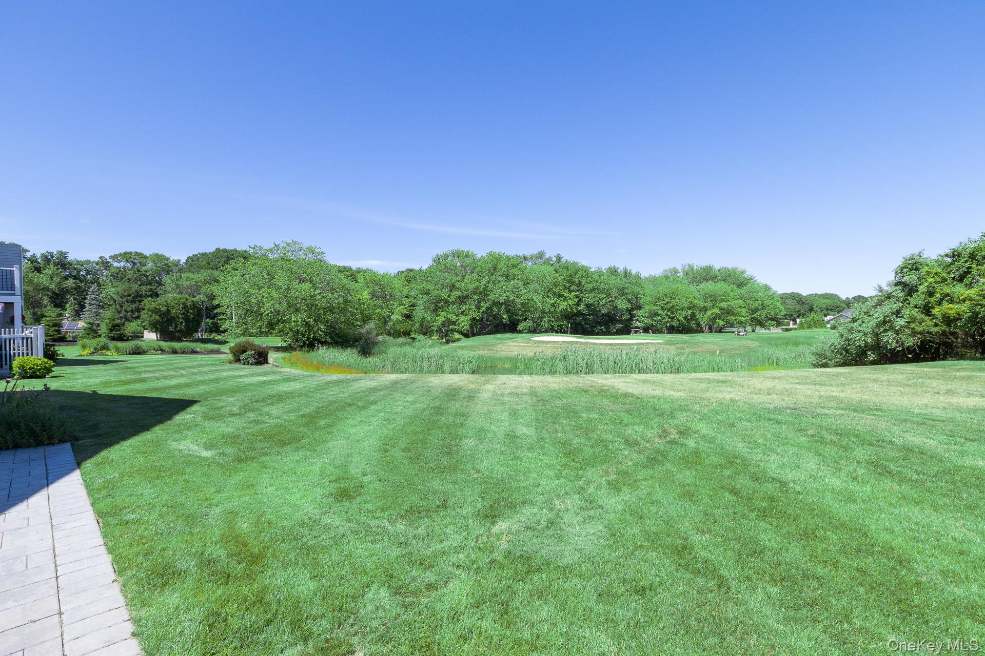 4004 The Fairway – For Sale photo 32