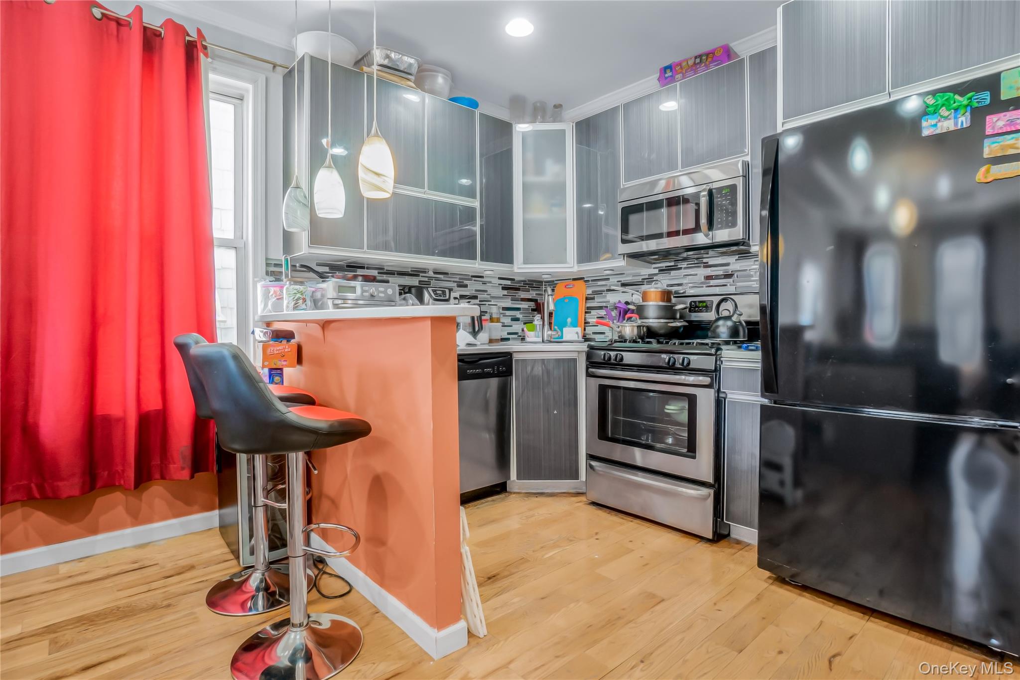 971 E 95th Street – For Sale photo 7