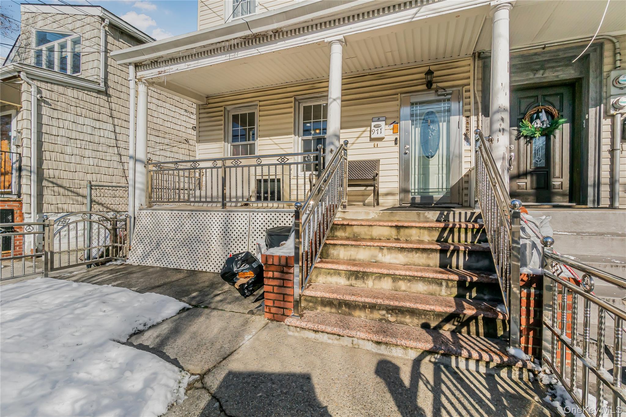 971 E 95th Street – For Sale photo 4