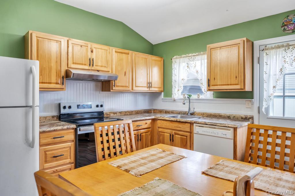 3 Megan Court – For Sale photo 9