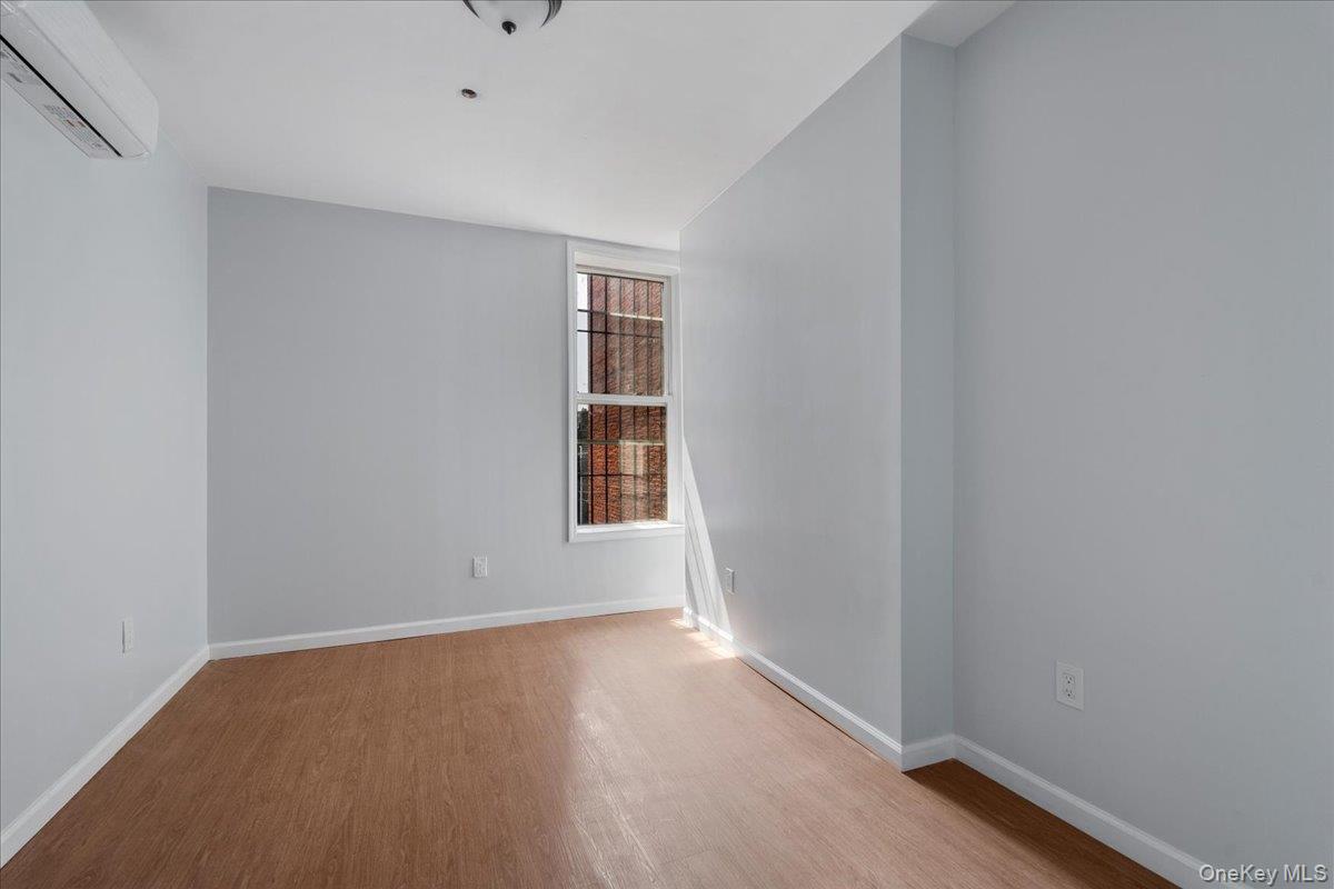 324 Eldert Street, Unit 2A photo 7
