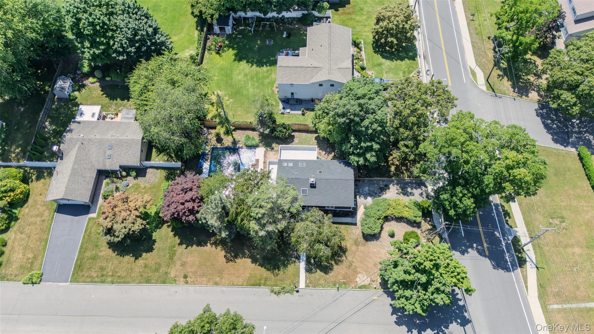 34 John Street N – For Sale photo 6