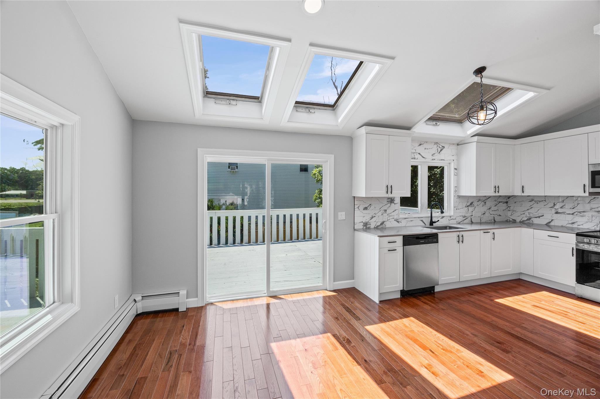 34 John Street N – For Sale photo 14