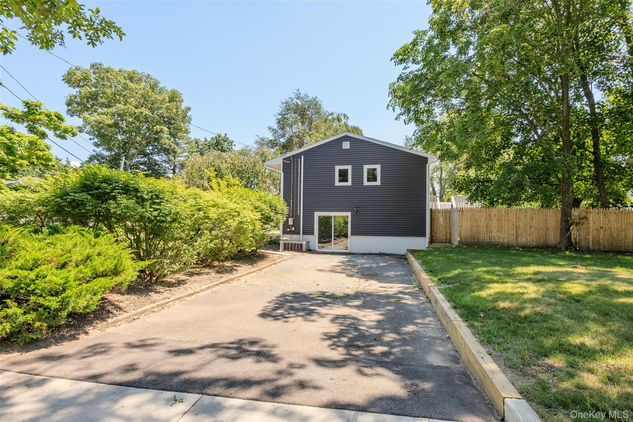 34 John Street N – For Sale photo 4