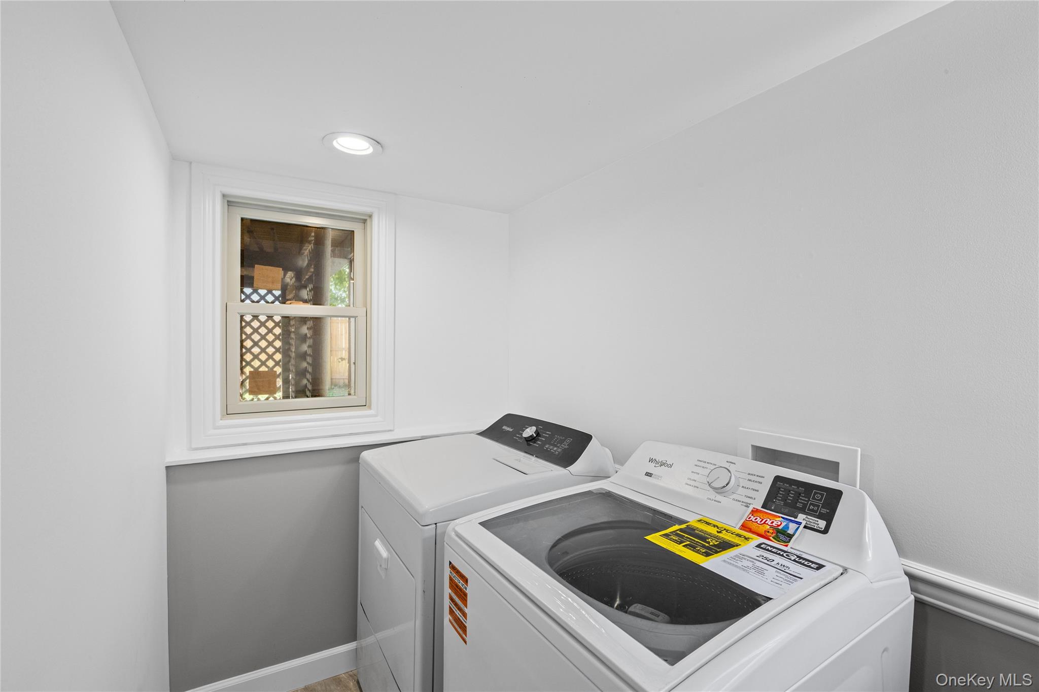 34 John Street N – For Sale photo 43