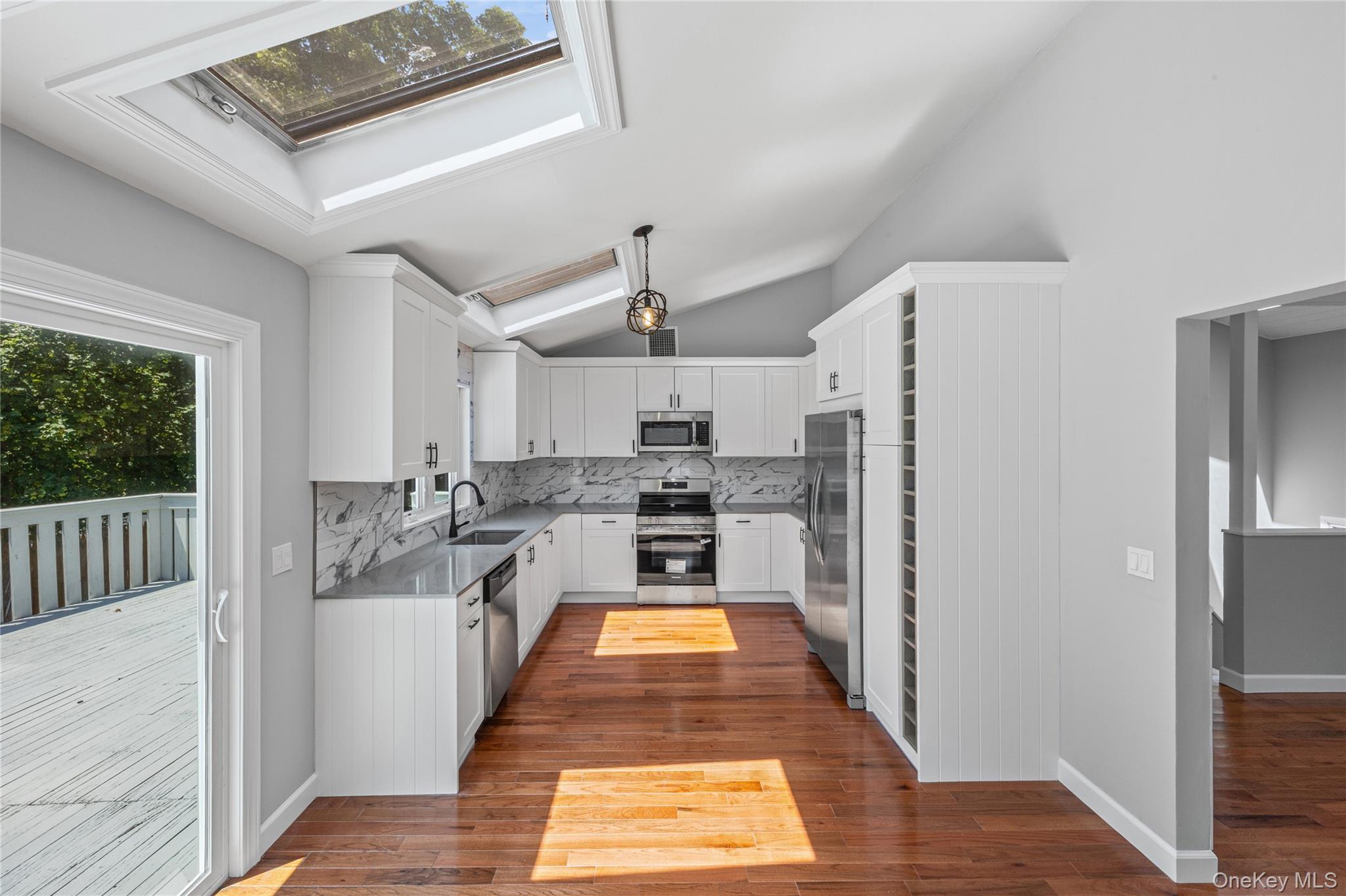 34 John Street N – For Sale photo 15