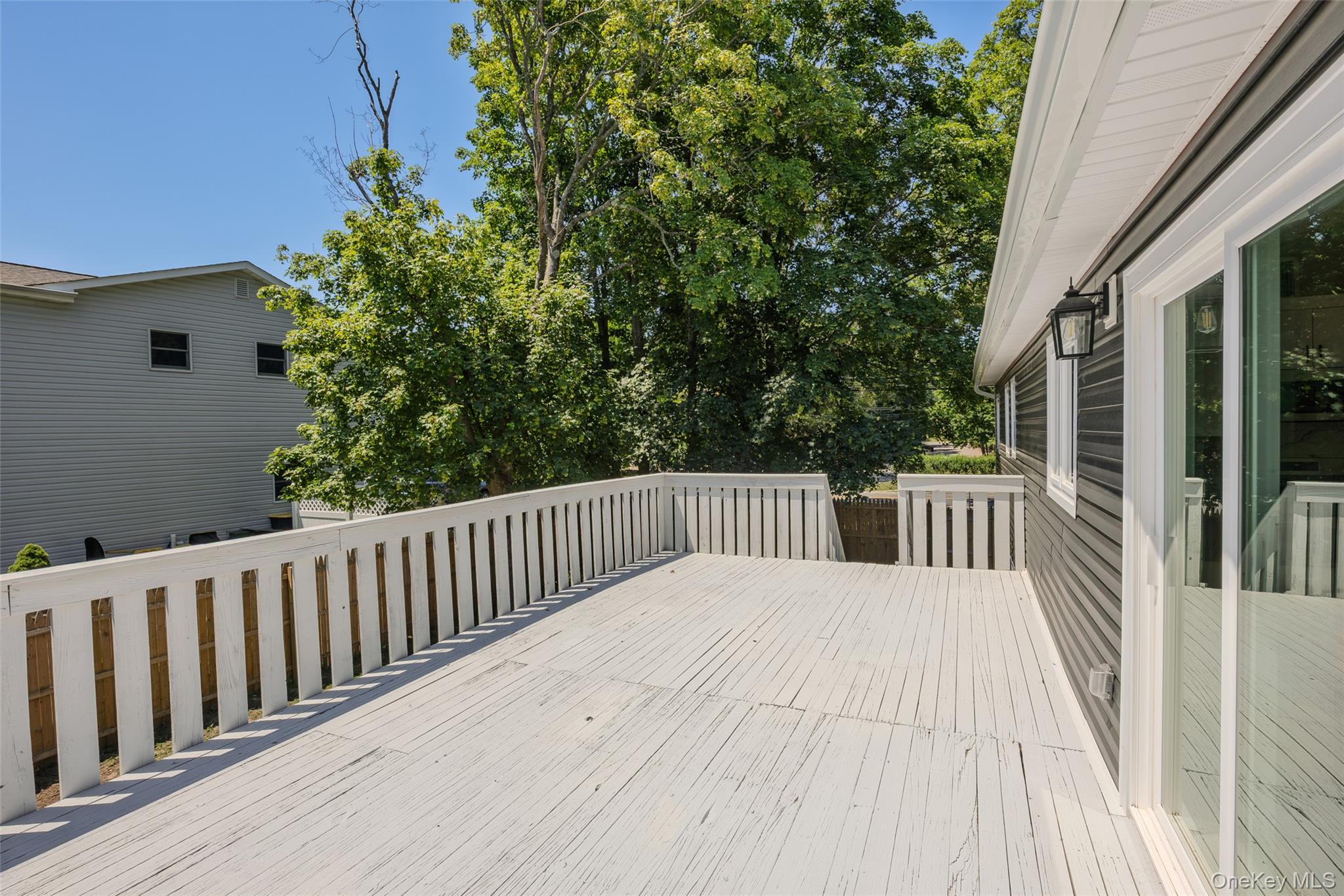 34 John Street N – For Sale photo 22