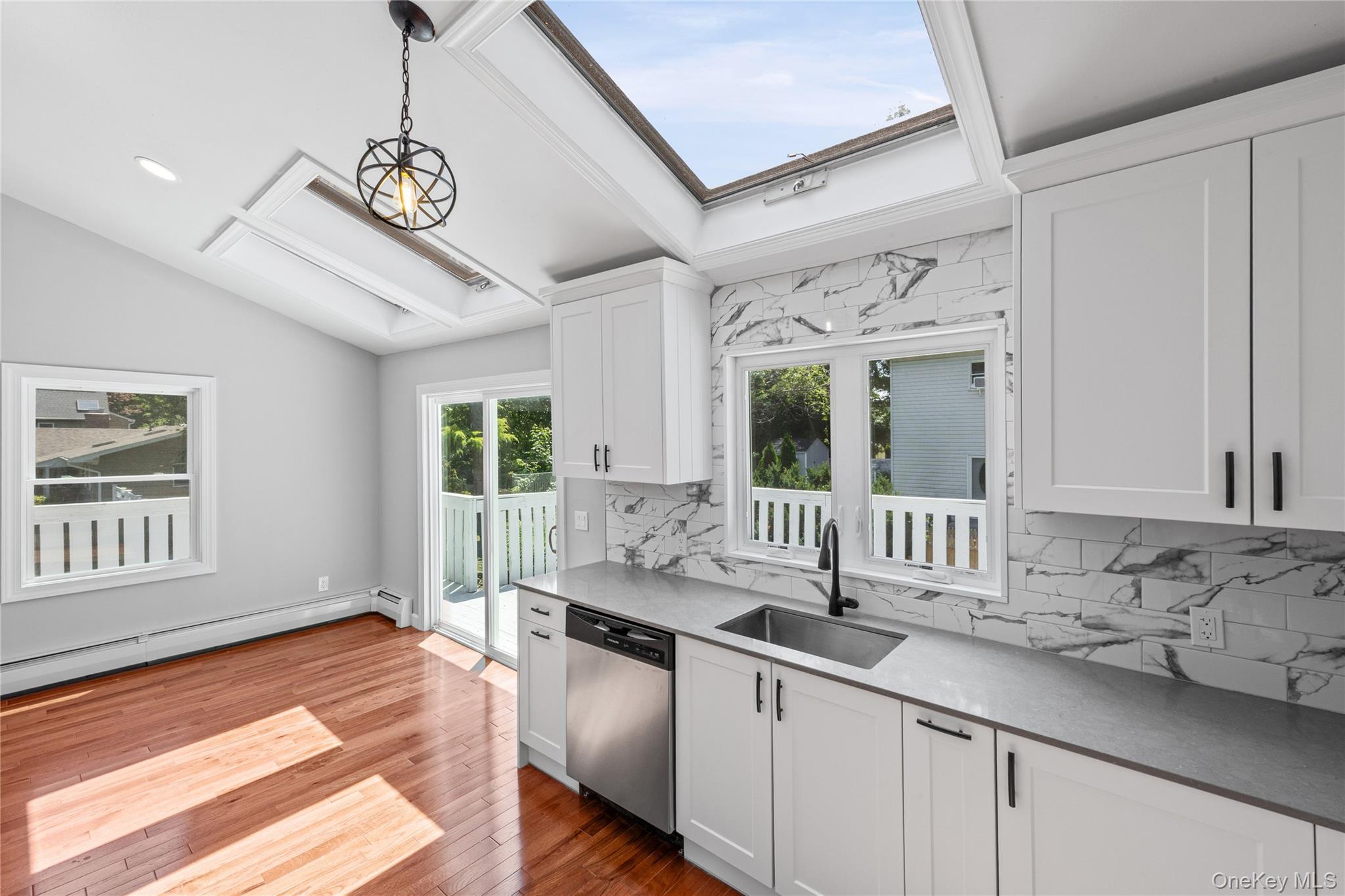34 John Street N – For Sale photo 21