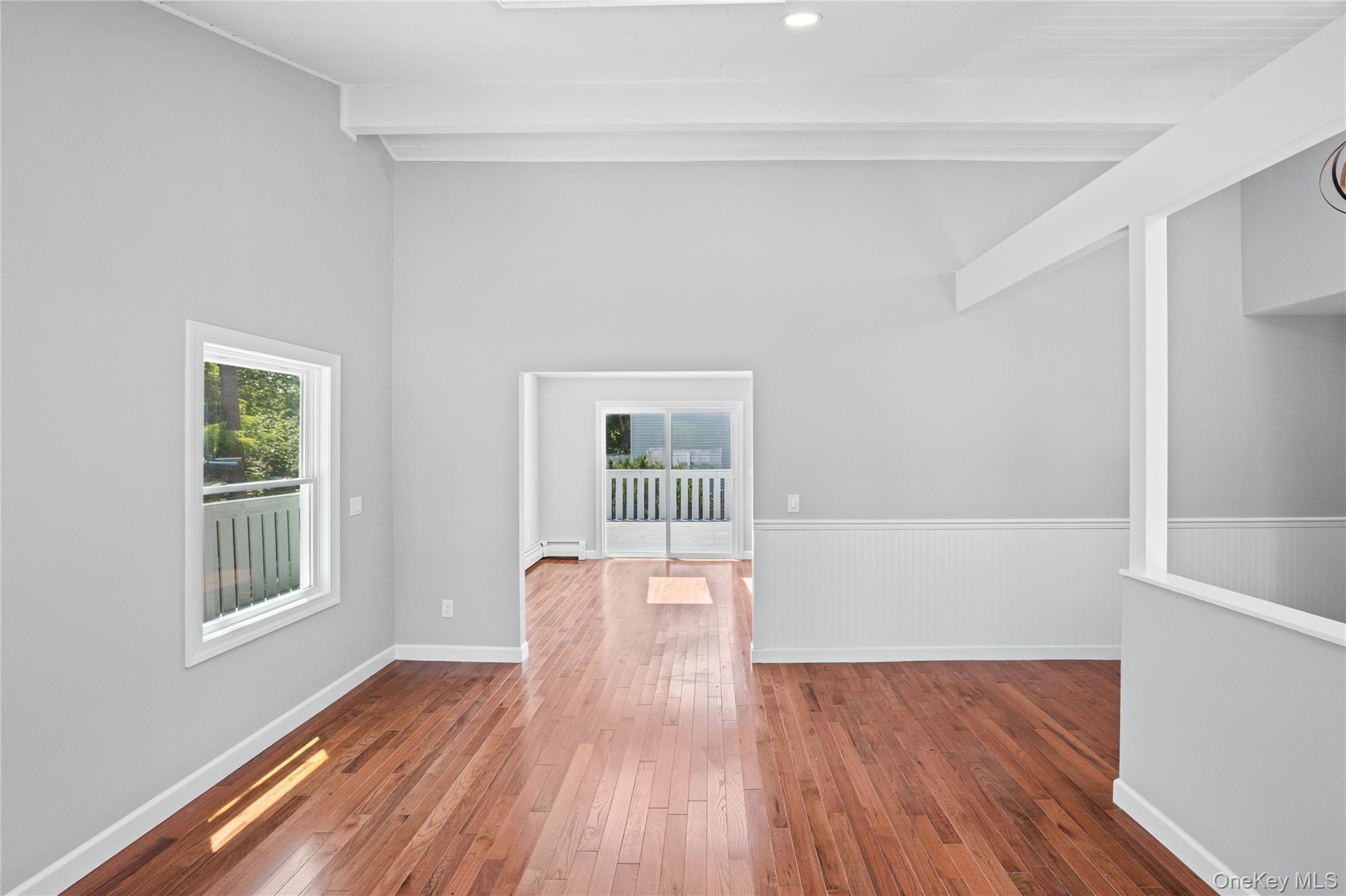 34 John Street N – For Sale photo 3
