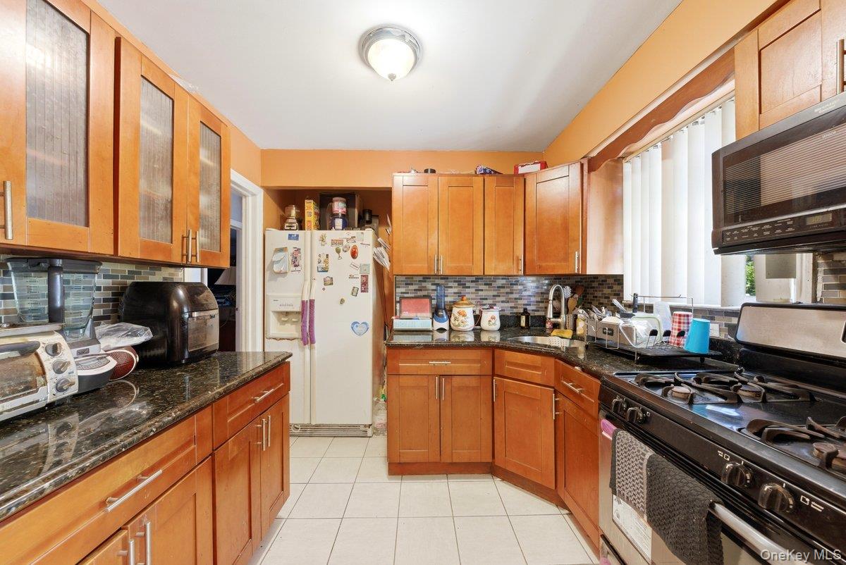 13170 221st Street – For Sale photo 4