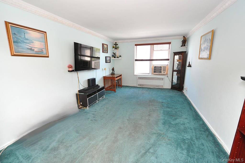 491 Riverdale Avenue, Unit 6D photo 4