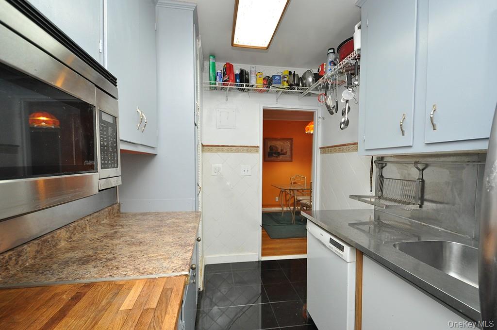 491 Riverdale Avenue, Unit 6D photo 31