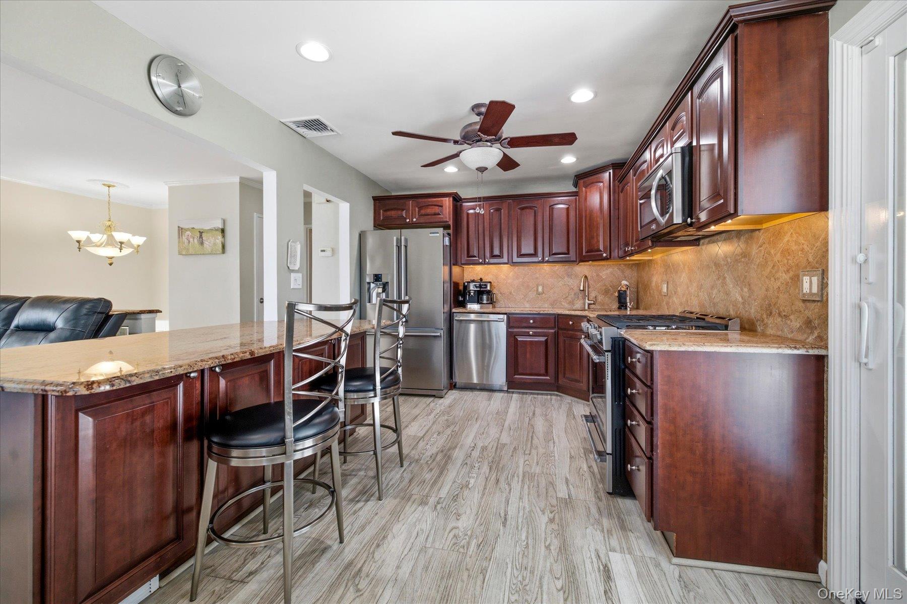 165 Elaine Drive – For Sale photo 9