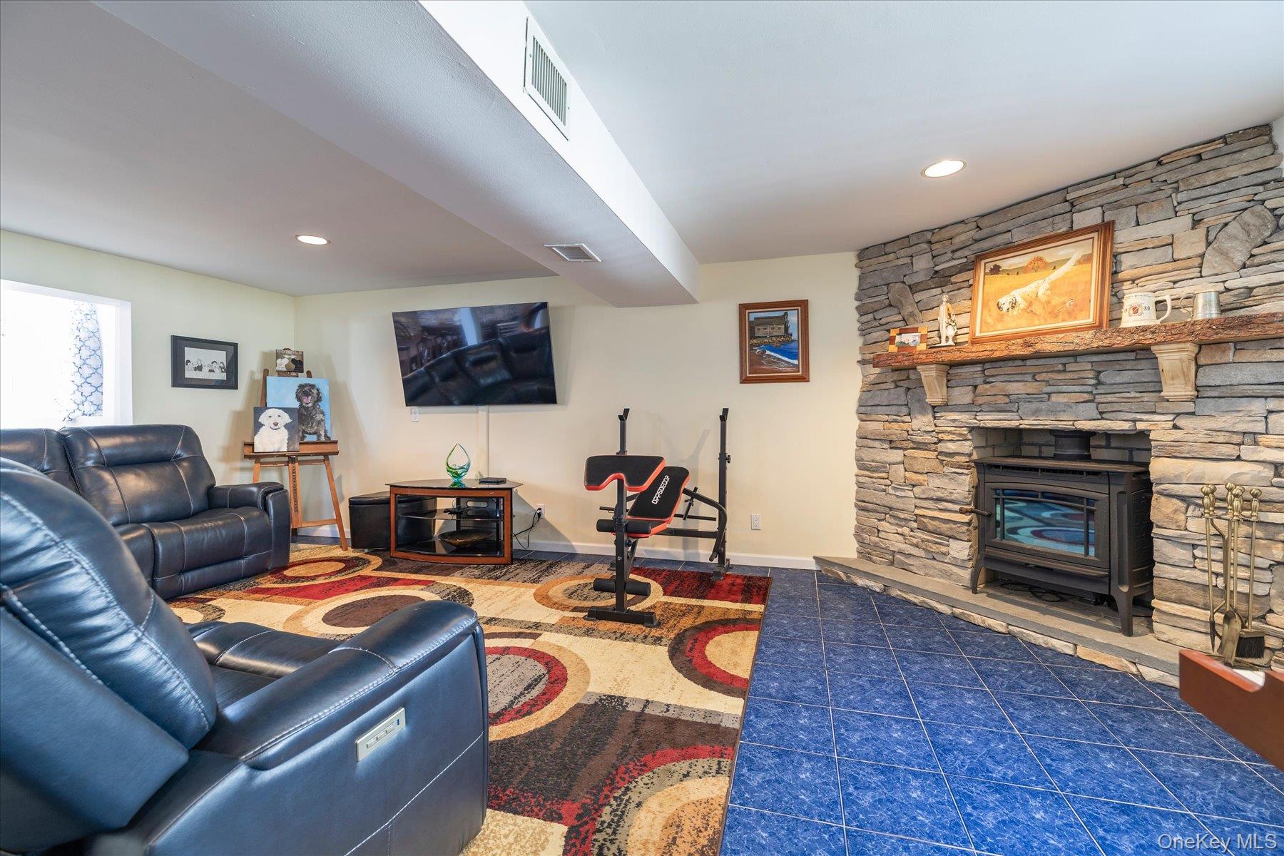 165 Elaine Drive – For Sale photo 28