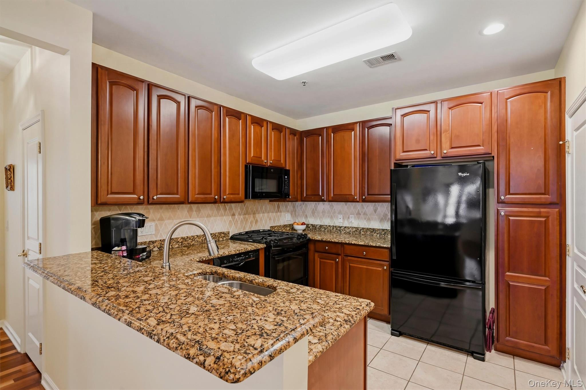 32 N De Baun Avenue # 108, Ramapo NY 10901, Unit 202 photo 4
