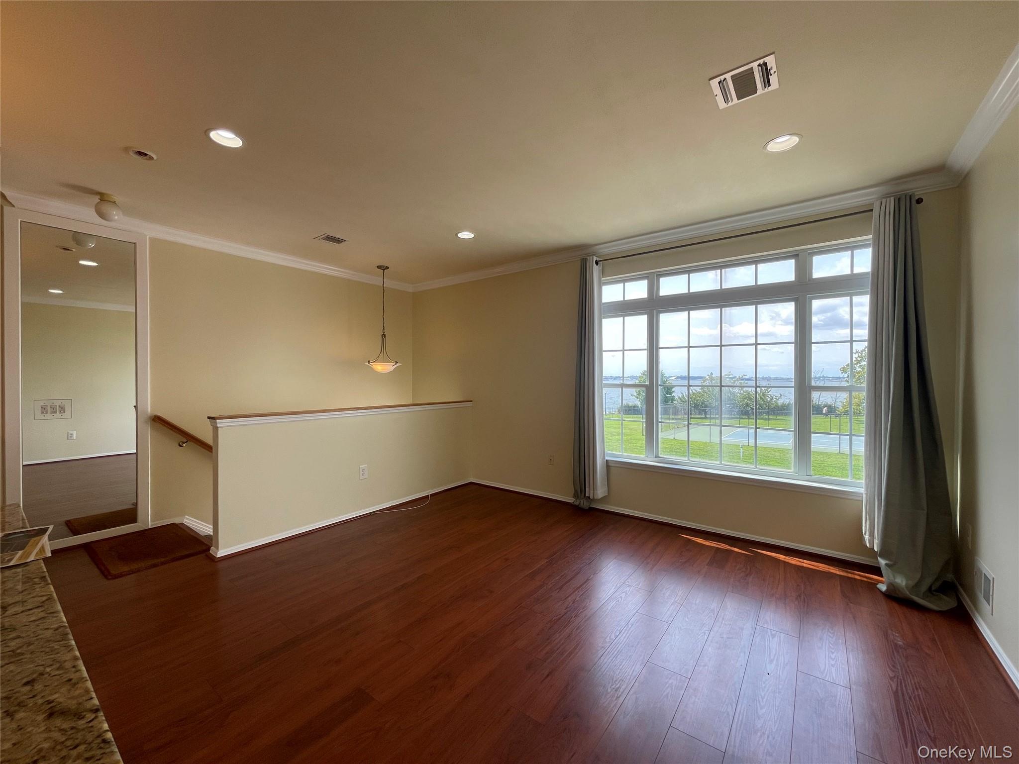 291 Surf Drive, Unit 214B photo 2