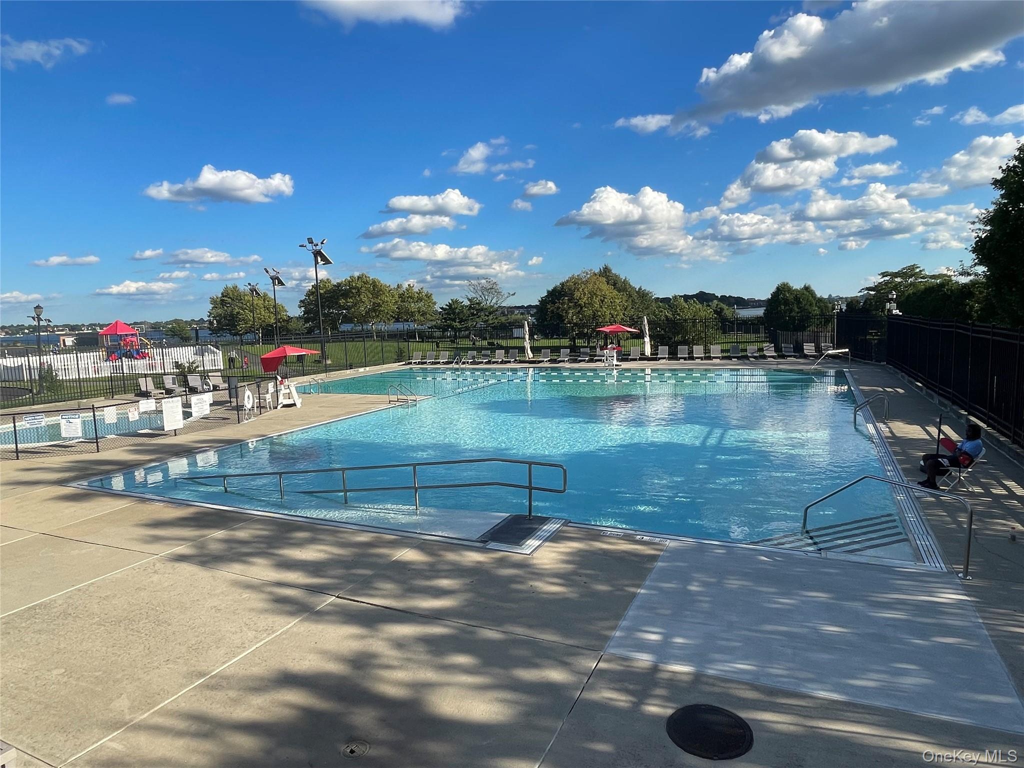 291 Surf Drive, Unit 214B photo 34